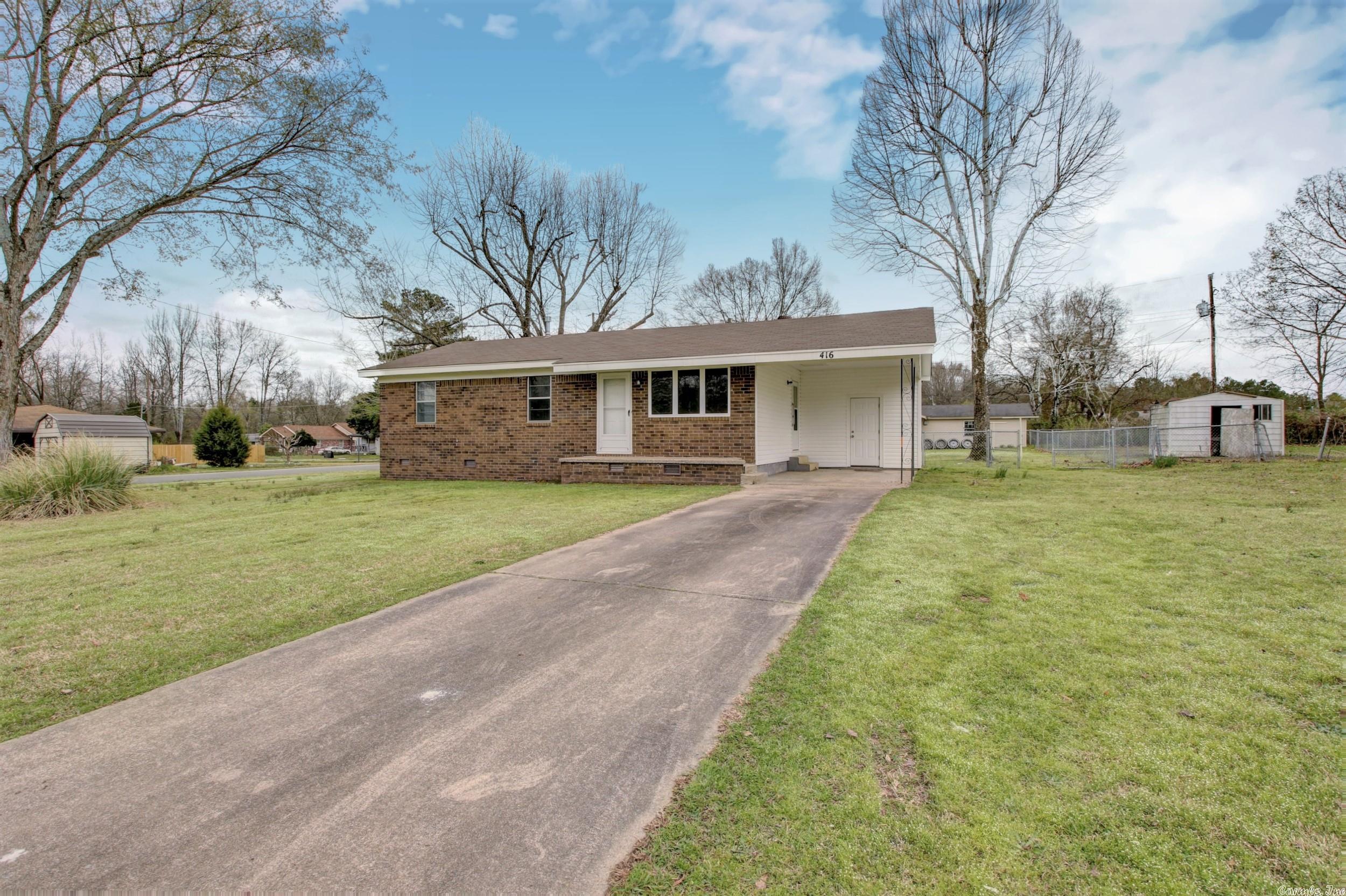 Duprees 2nd East Jack - Residential Lease