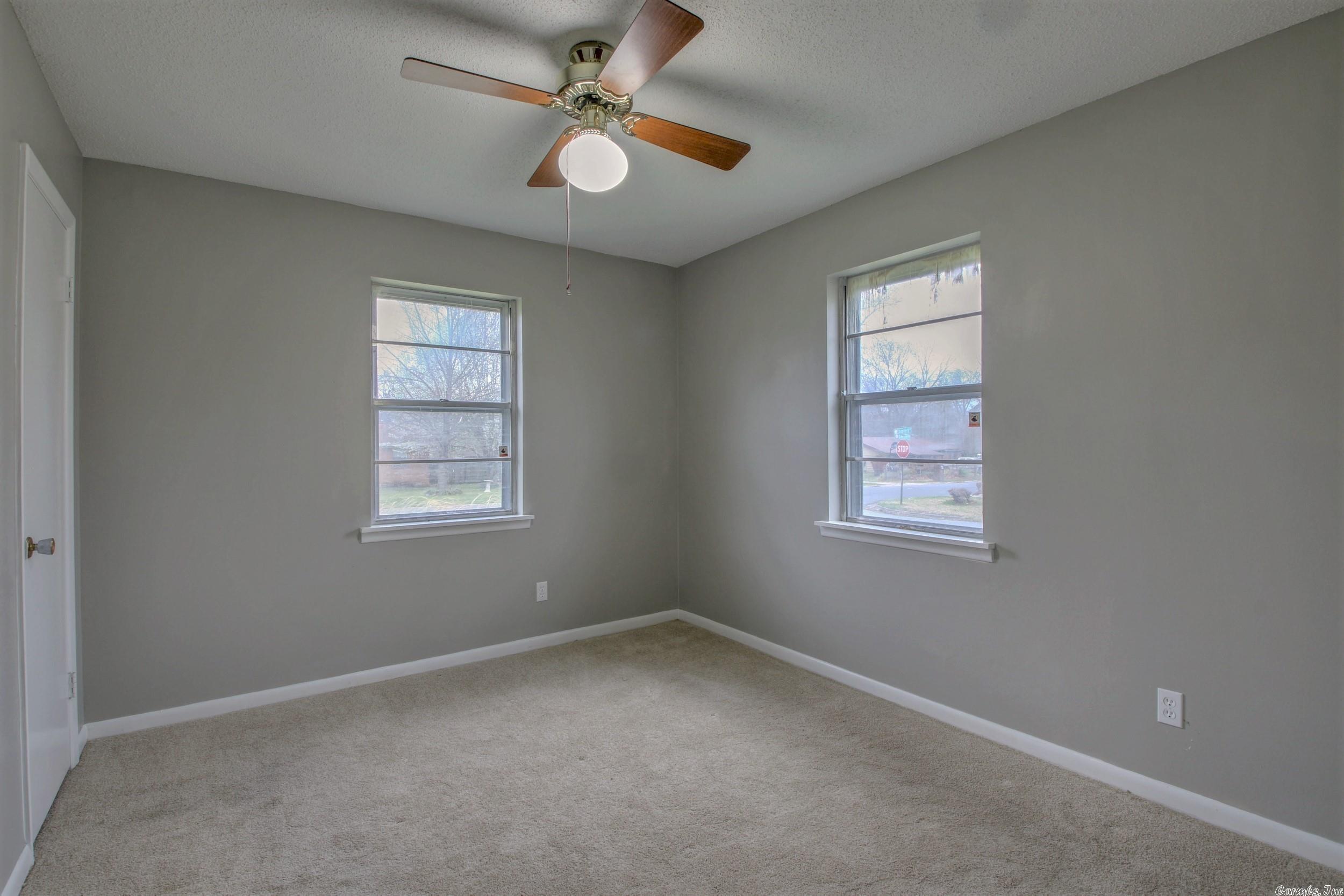 Duprees 2nd East Jack - Residential Lease