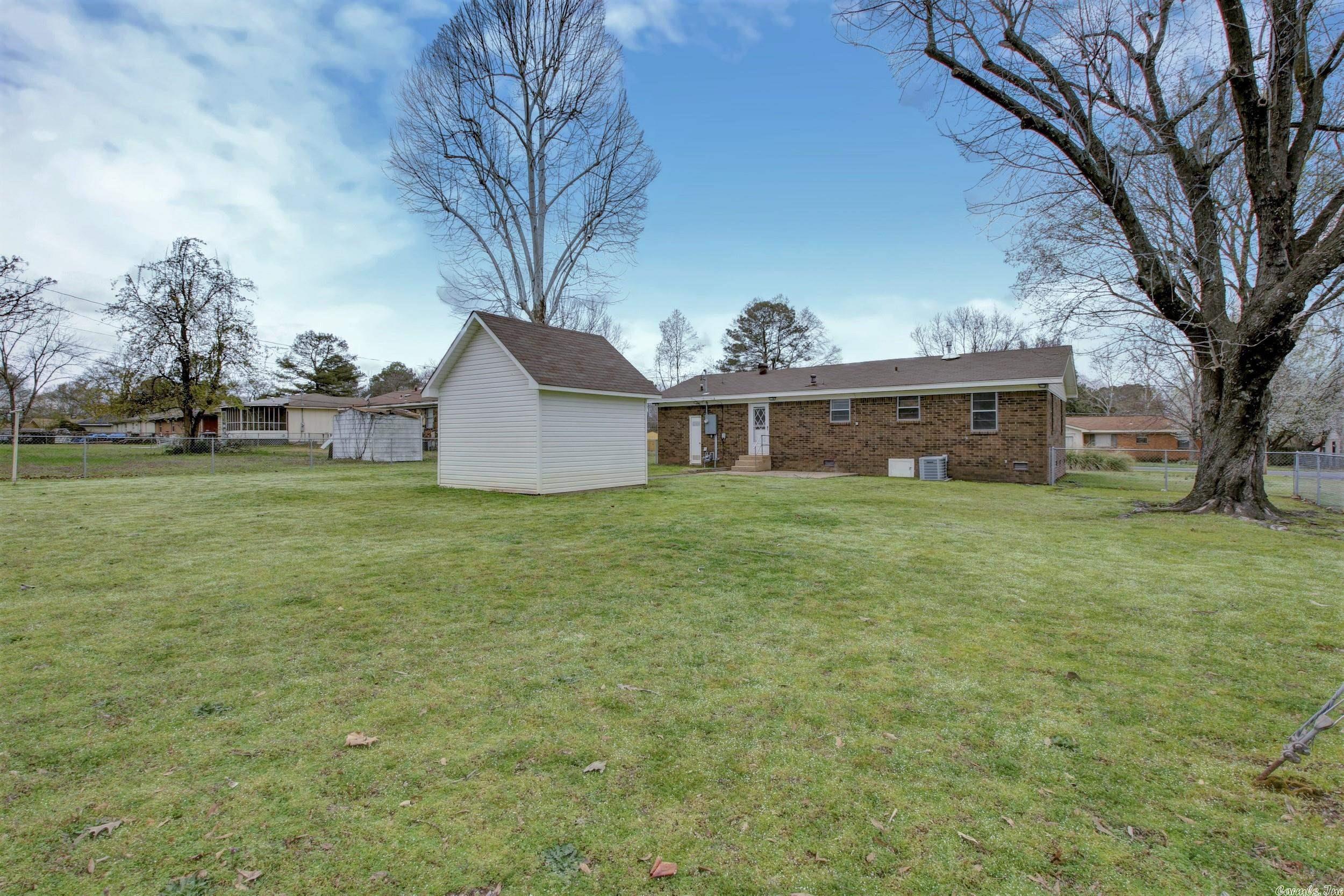 Duprees 2nd East Jack - Residential Lease