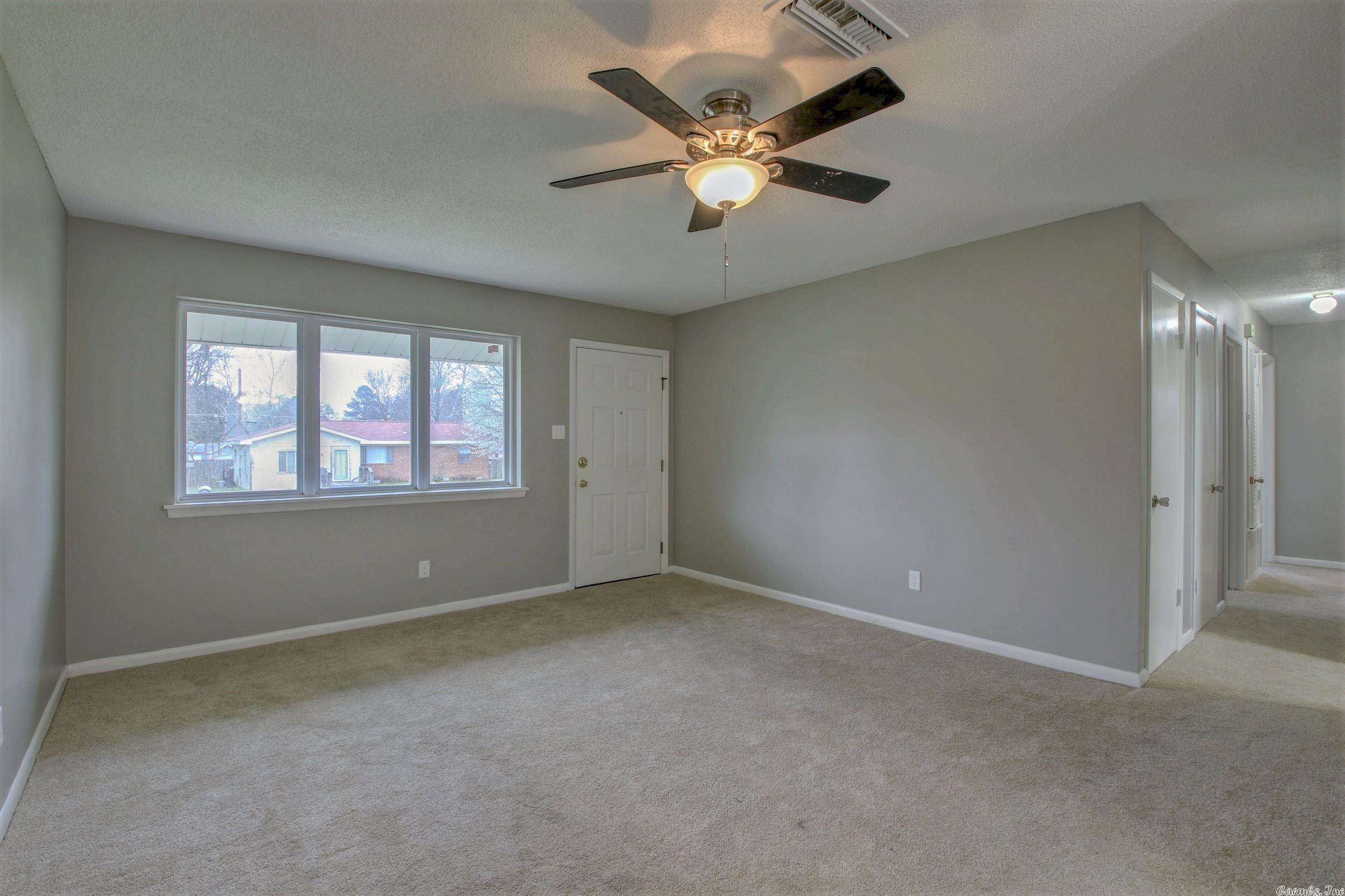 Duprees 2nd East Jack - Residential Lease