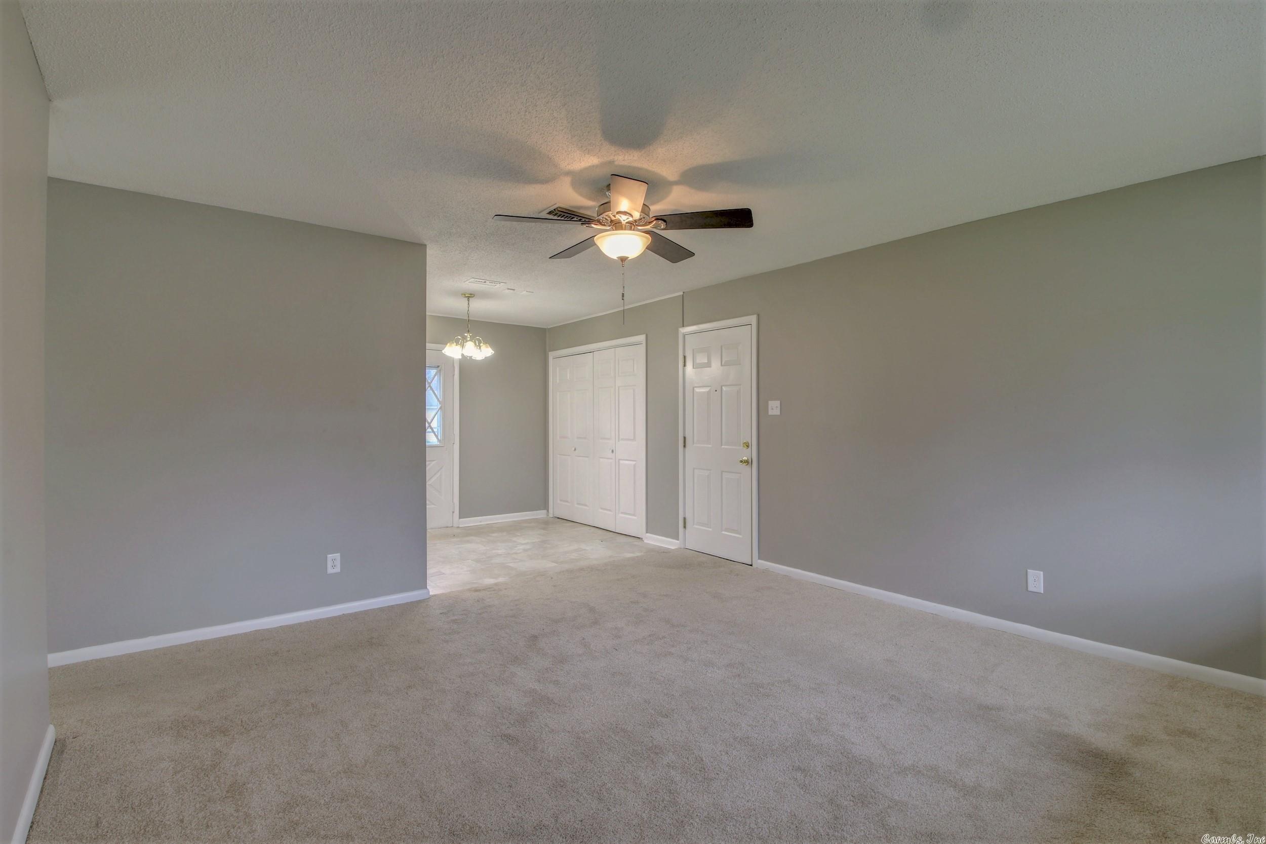 Duprees 2nd East Jack - Residential Lease