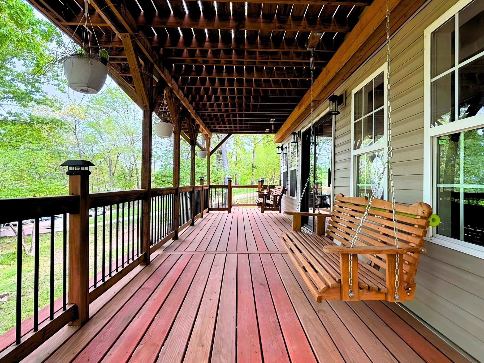 THUNDERBIRD - Residential