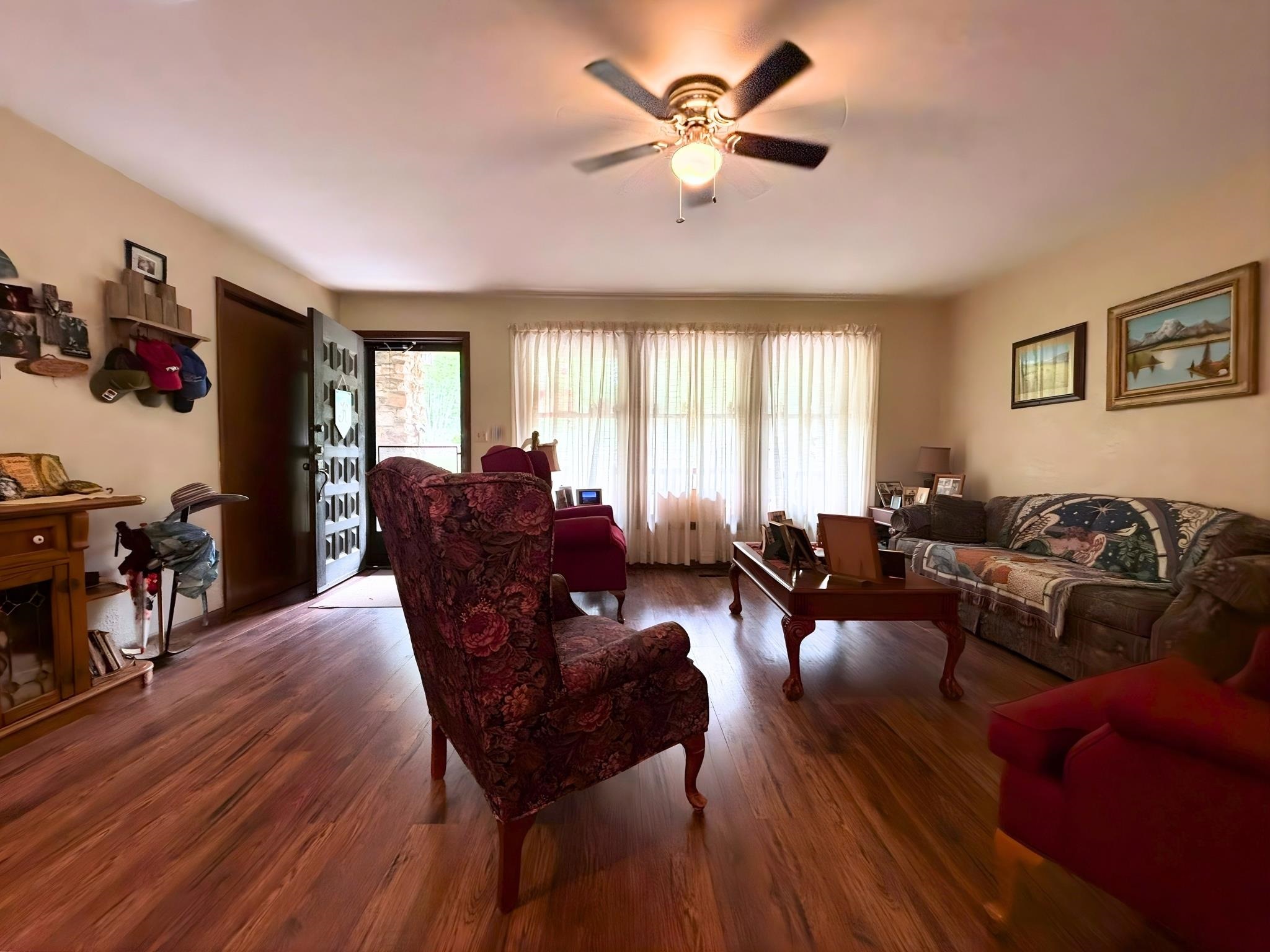 THUNDERBIRD - Residential