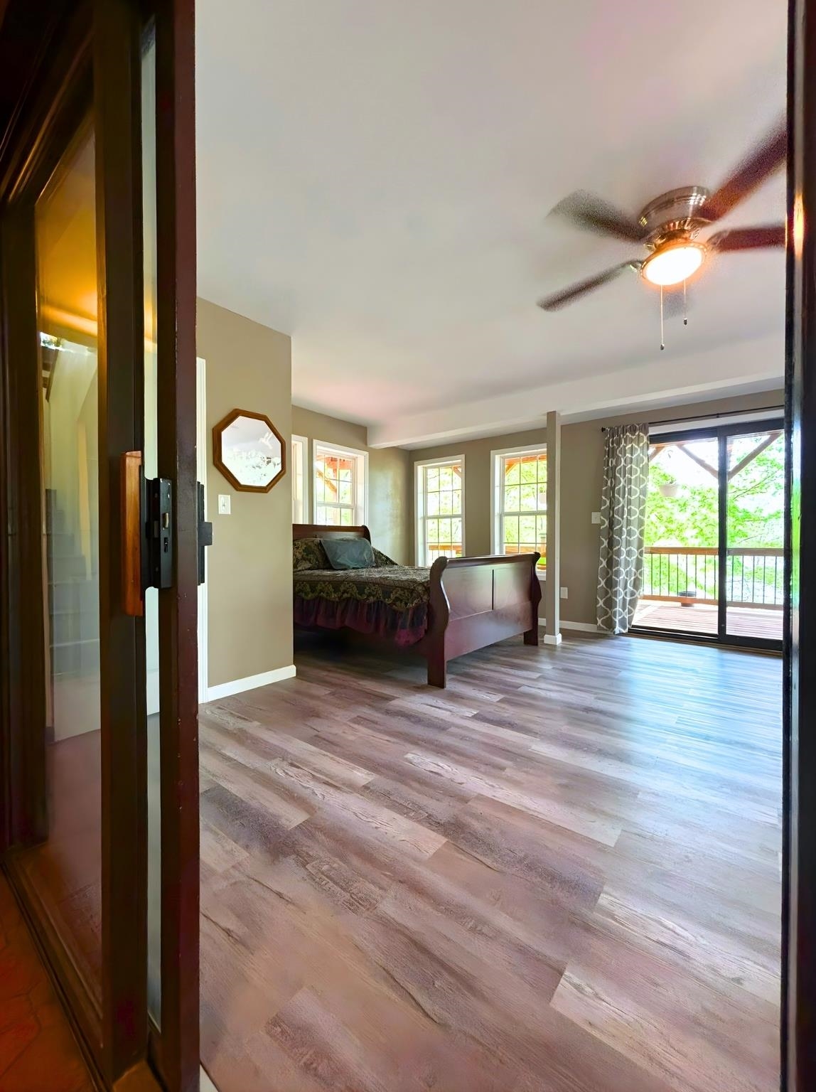 THUNDERBIRD - Residential