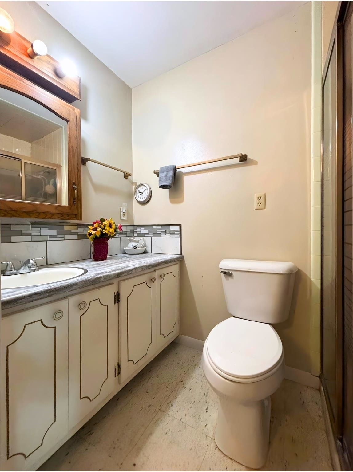 THUNDERBIRD - Residential