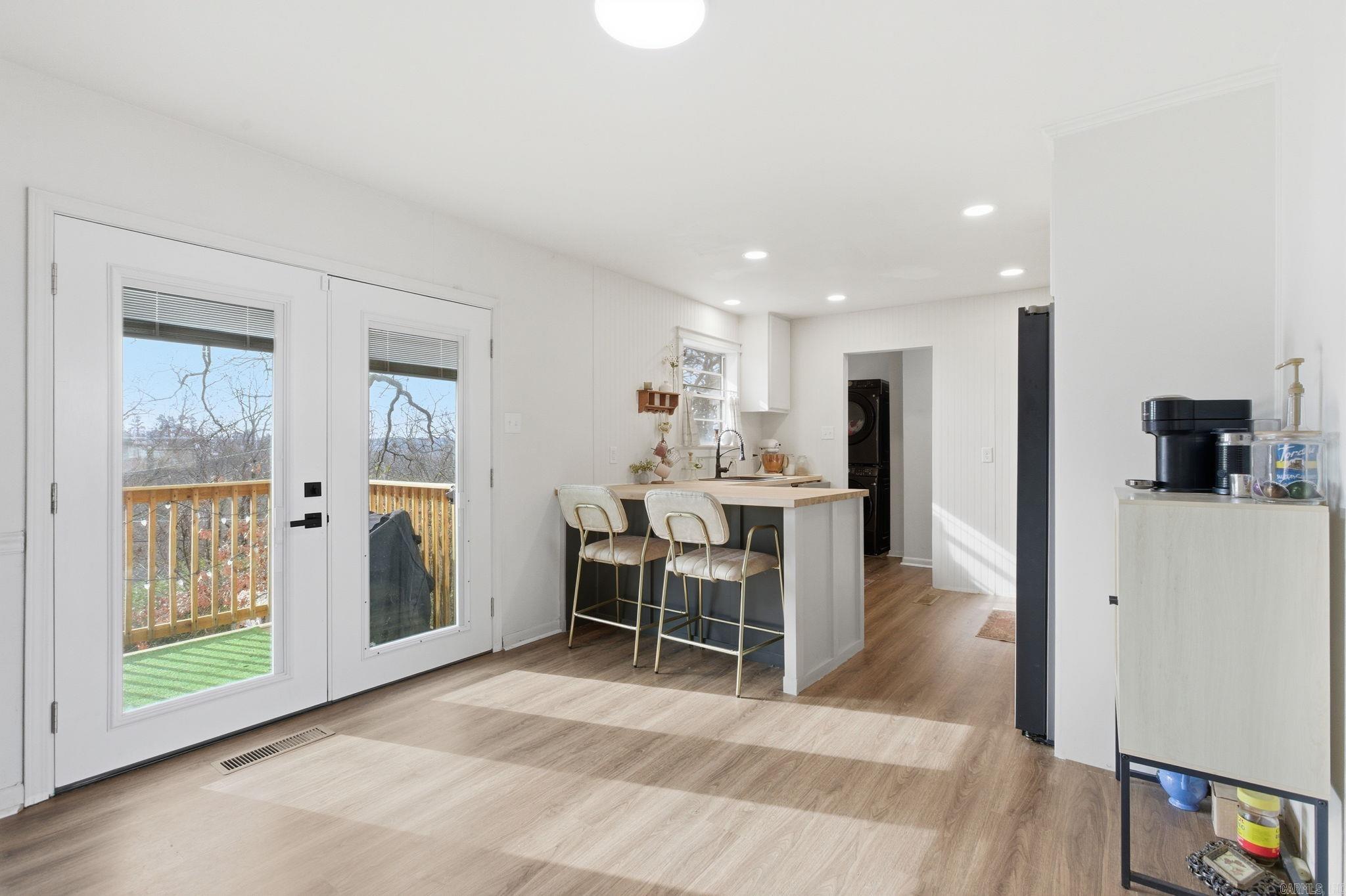 ALTA VISTA - Residential