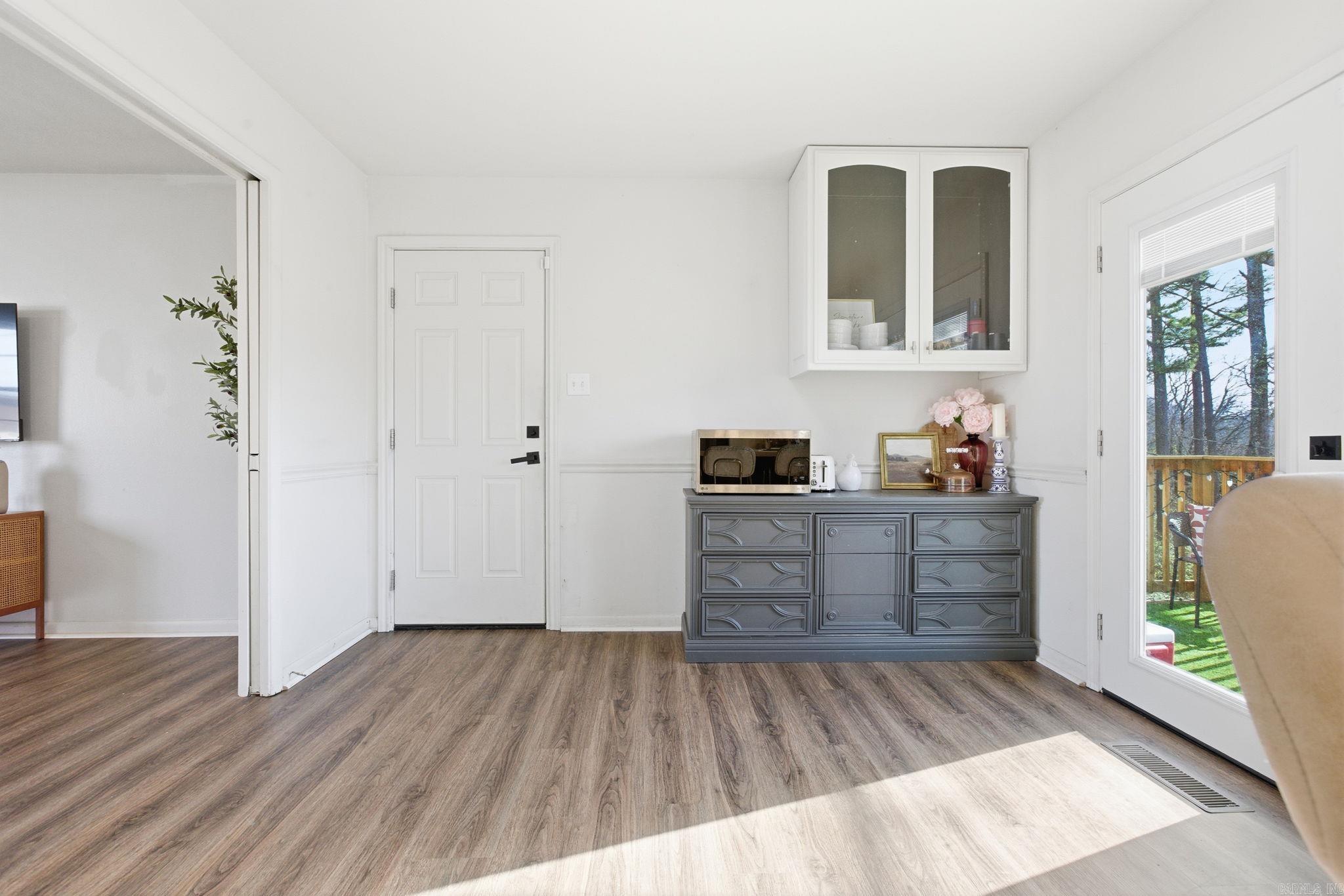 ALTA VISTA - Residential