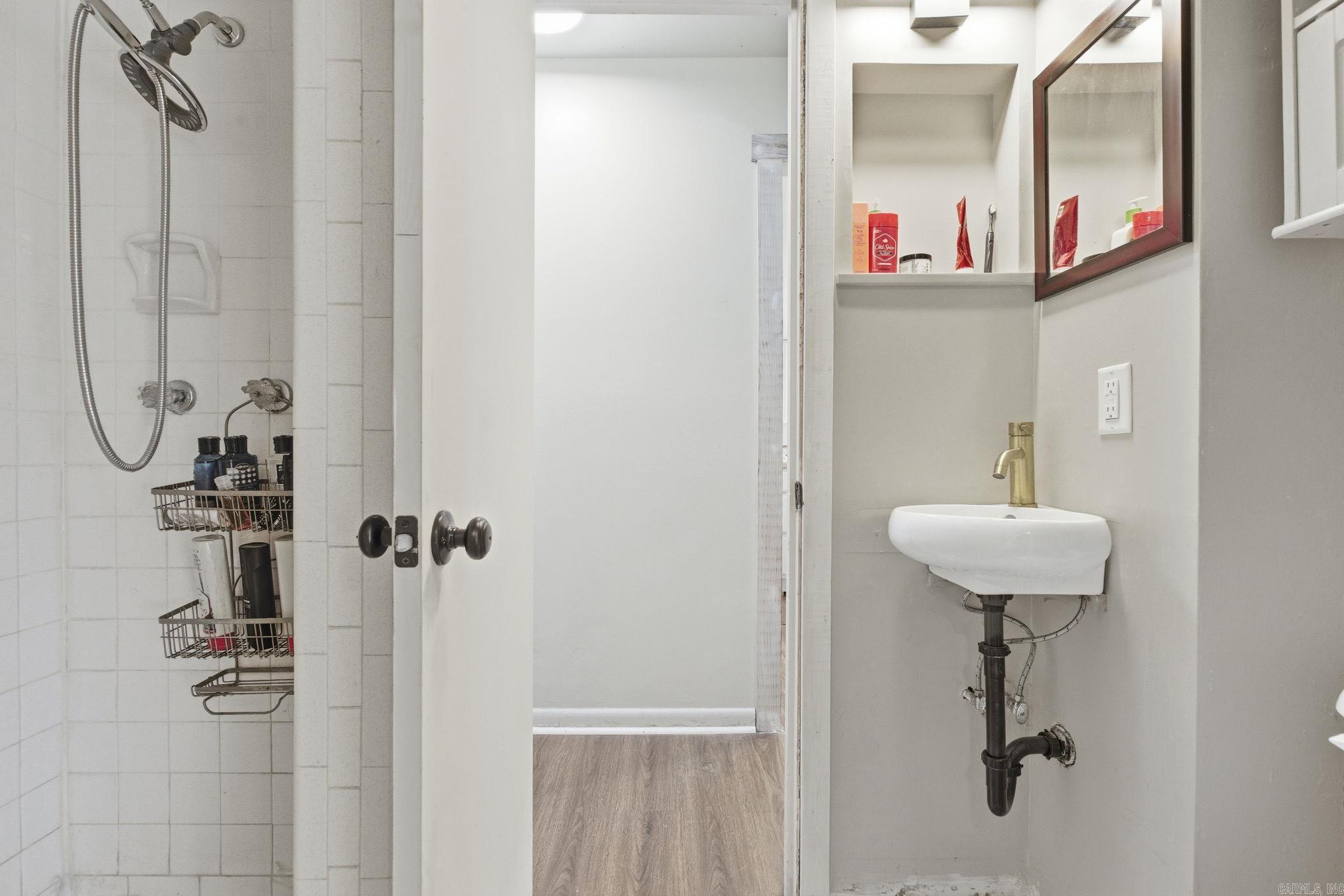 ALTA VISTA - Residential