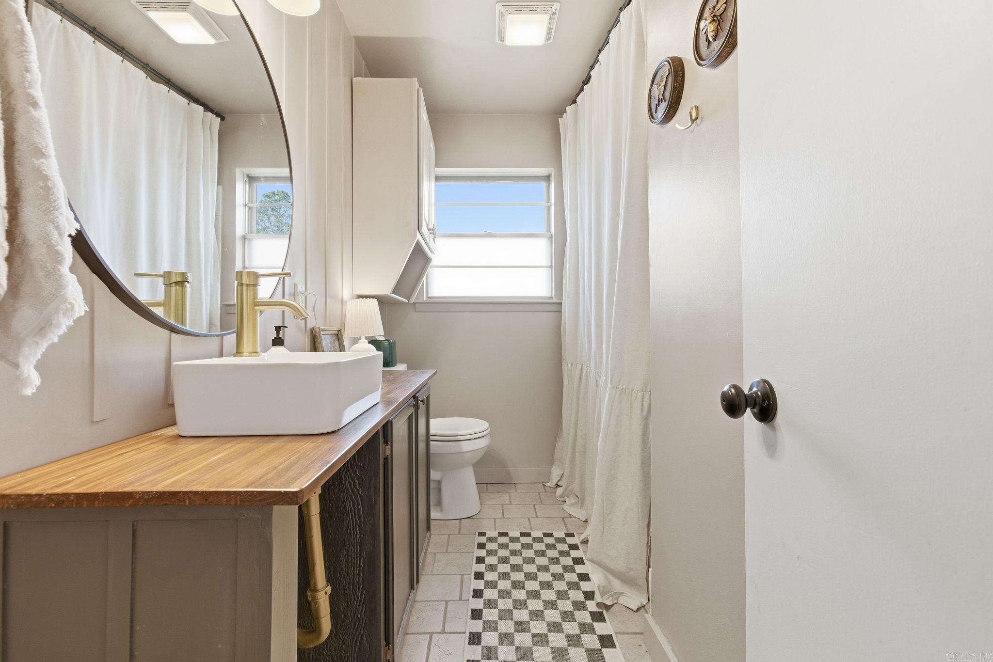 ALTA VISTA - Residential