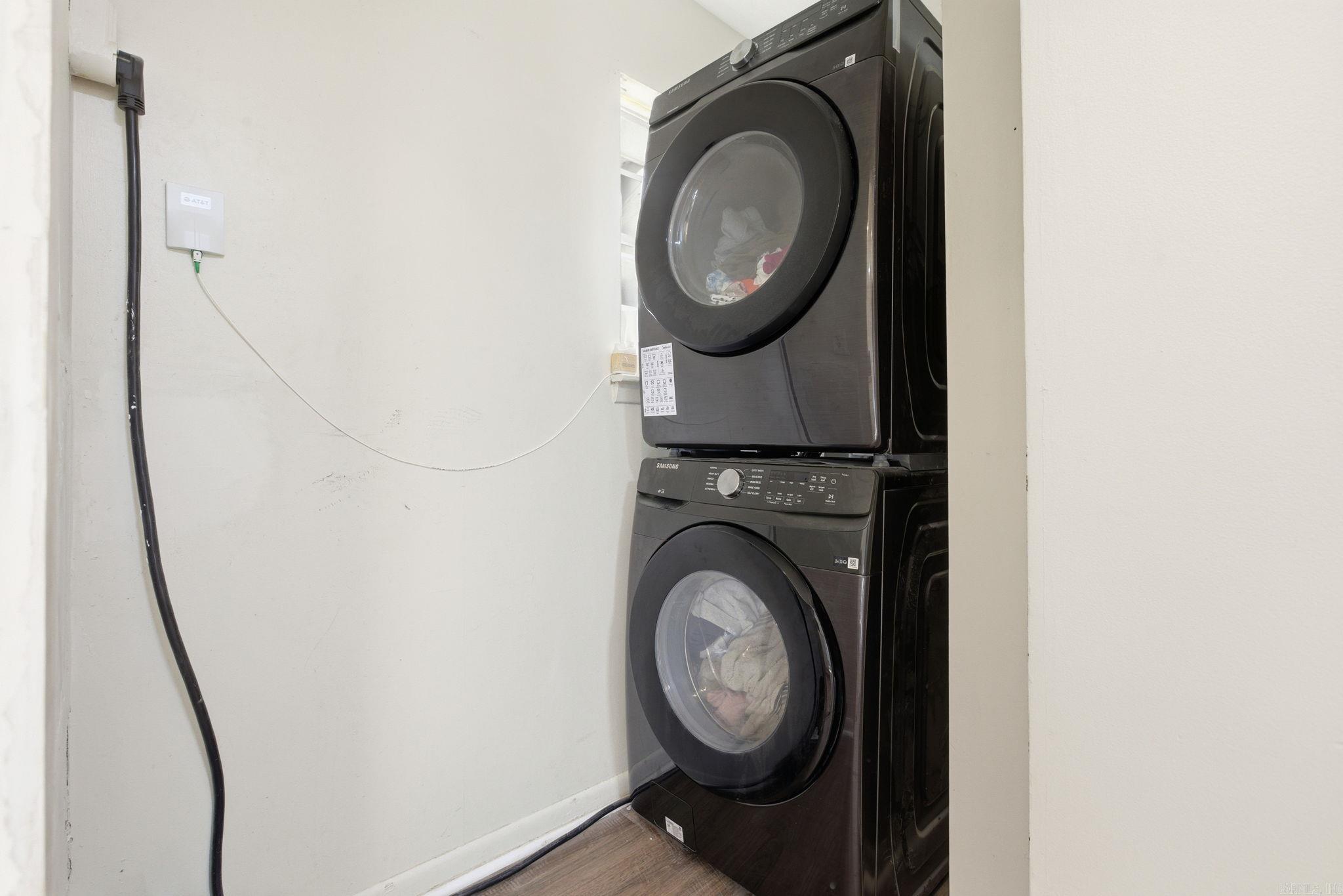 ALTA VISTA - Residential