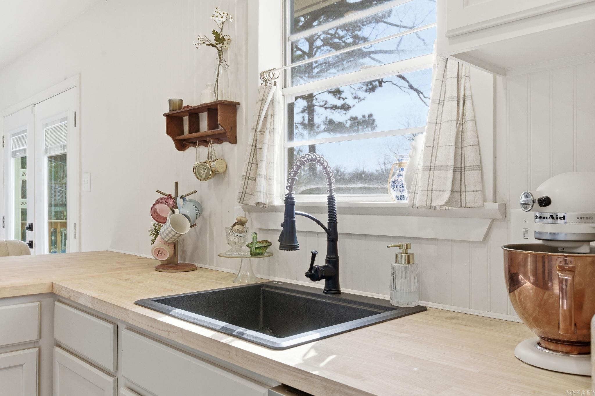 ALTA VISTA - Residential