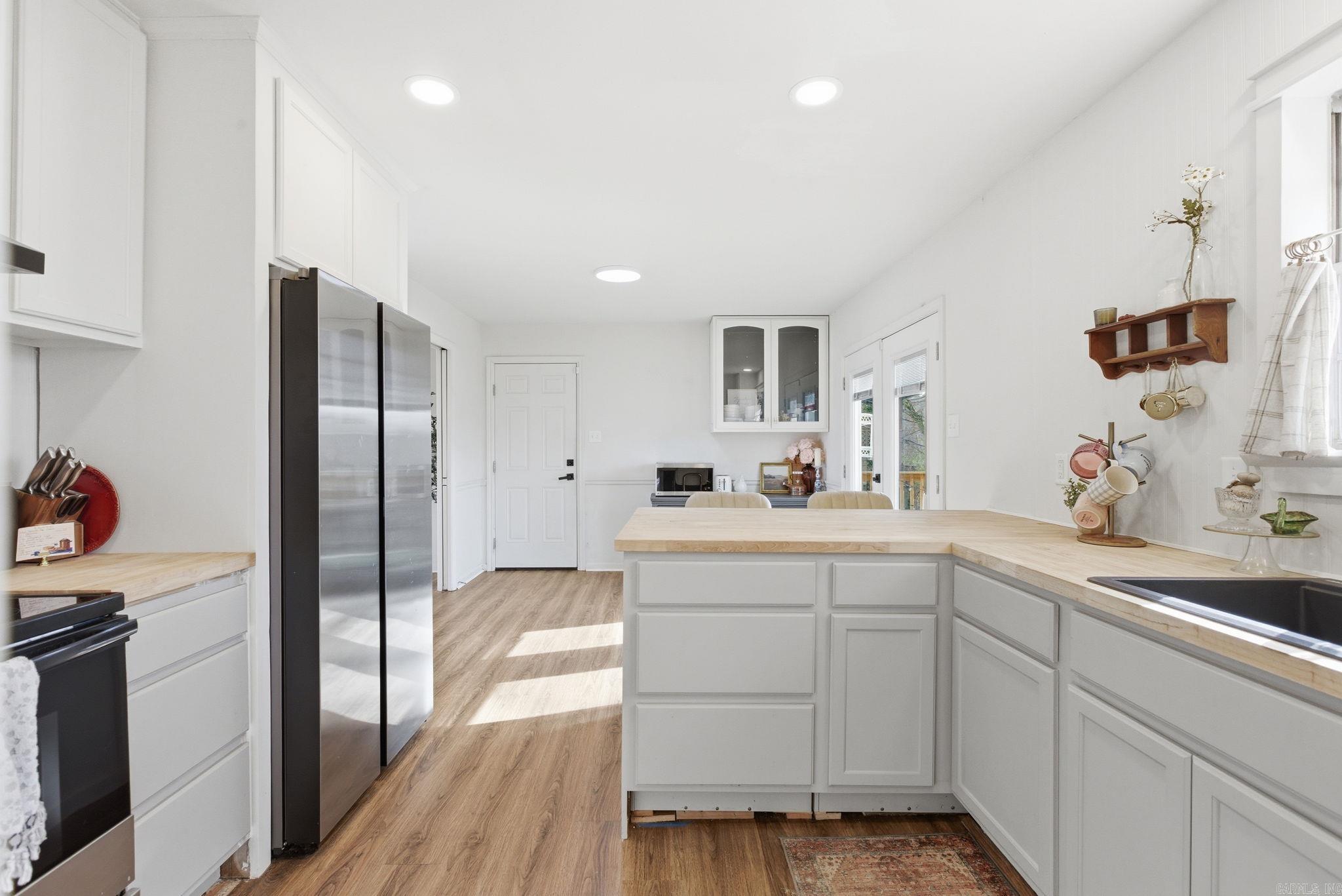 ALTA VISTA - Residential