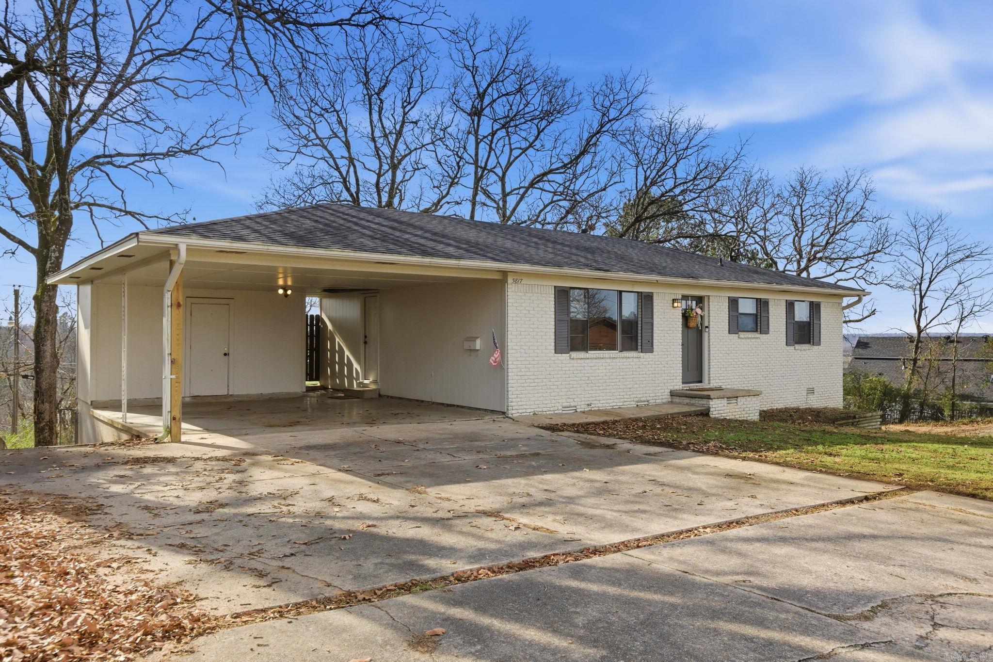 ALTA VISTA - Residential