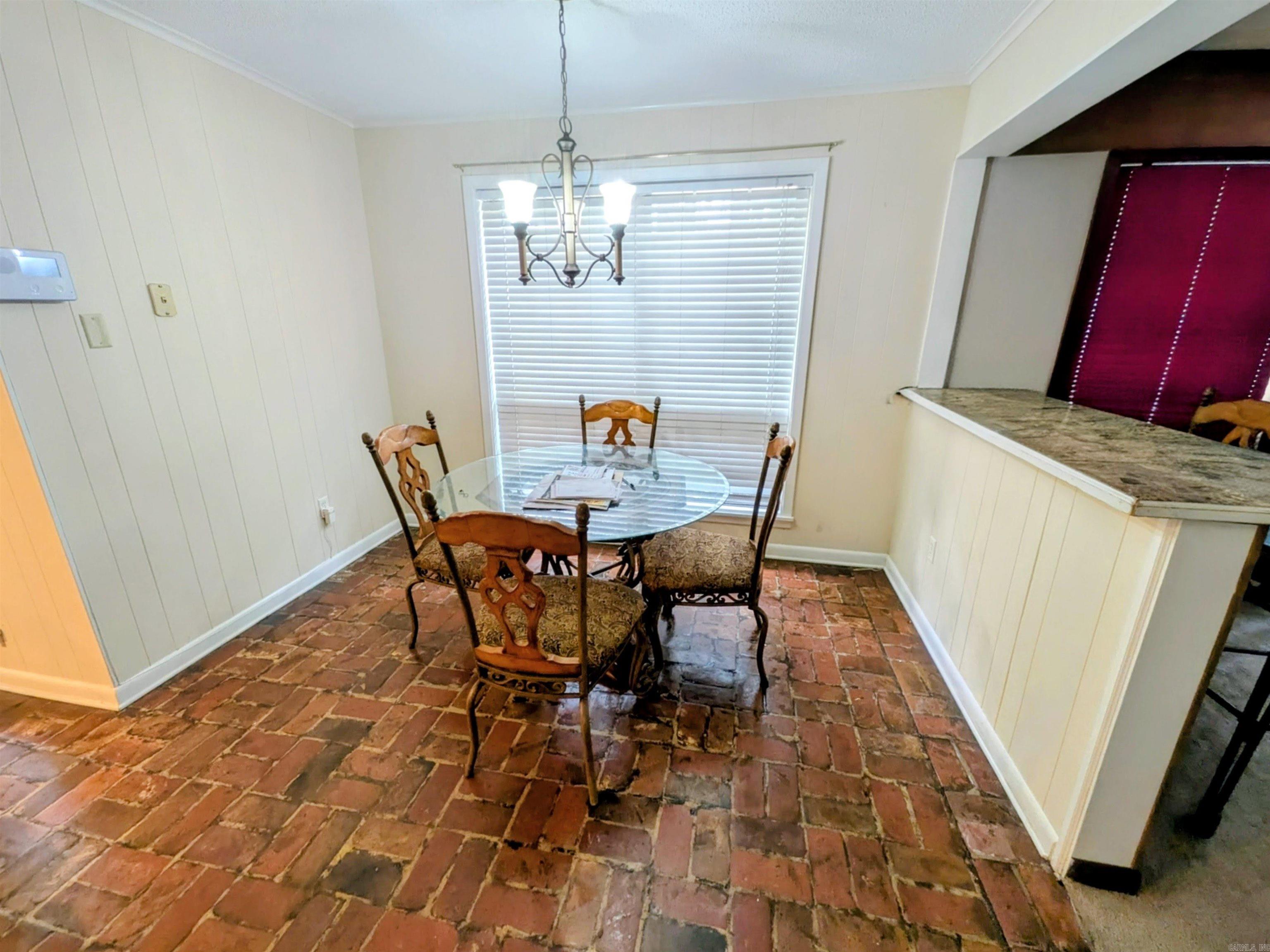 MIKE BERG LAKE - Residential