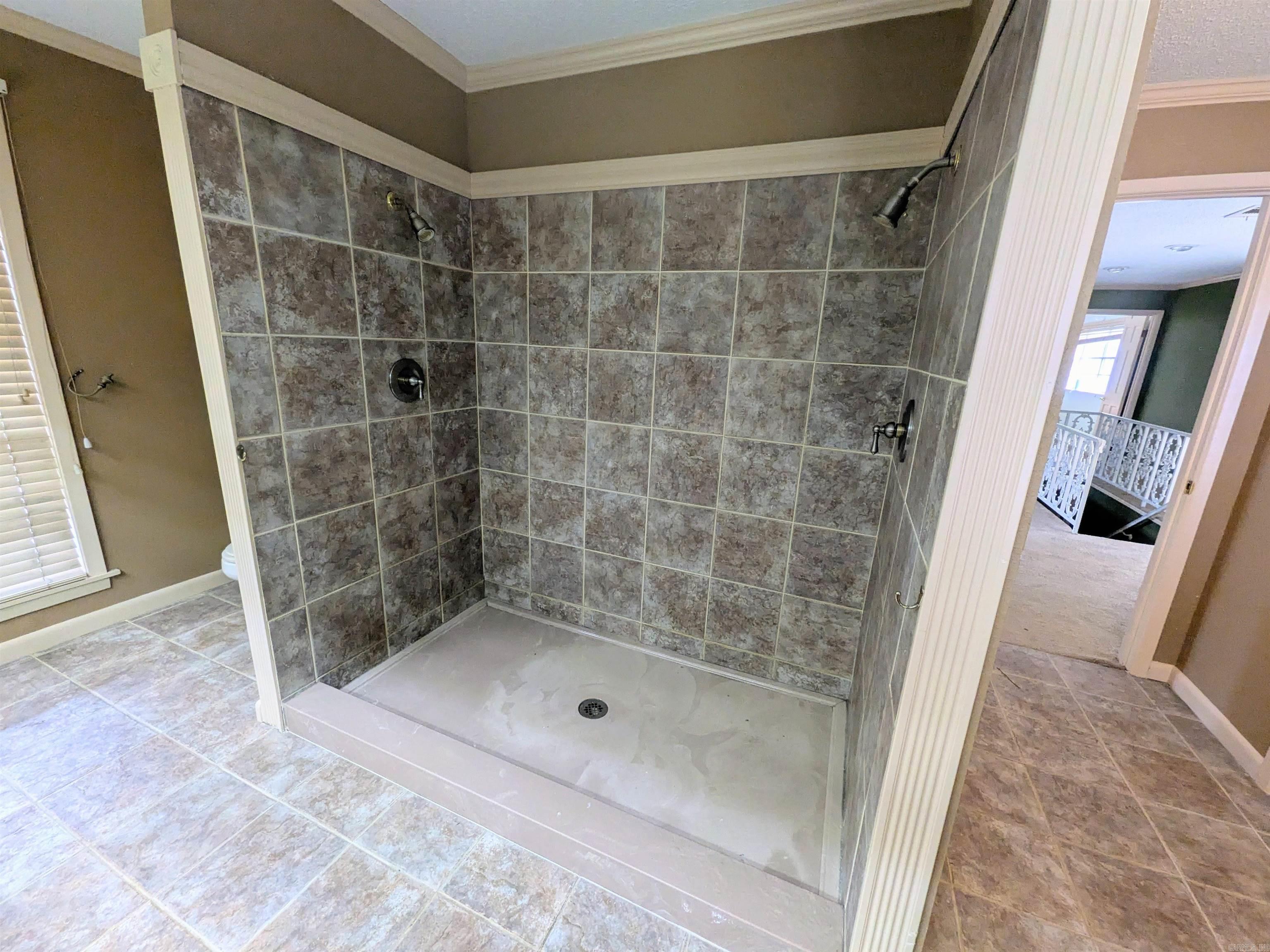 MIKE BERG LAKE - Residential