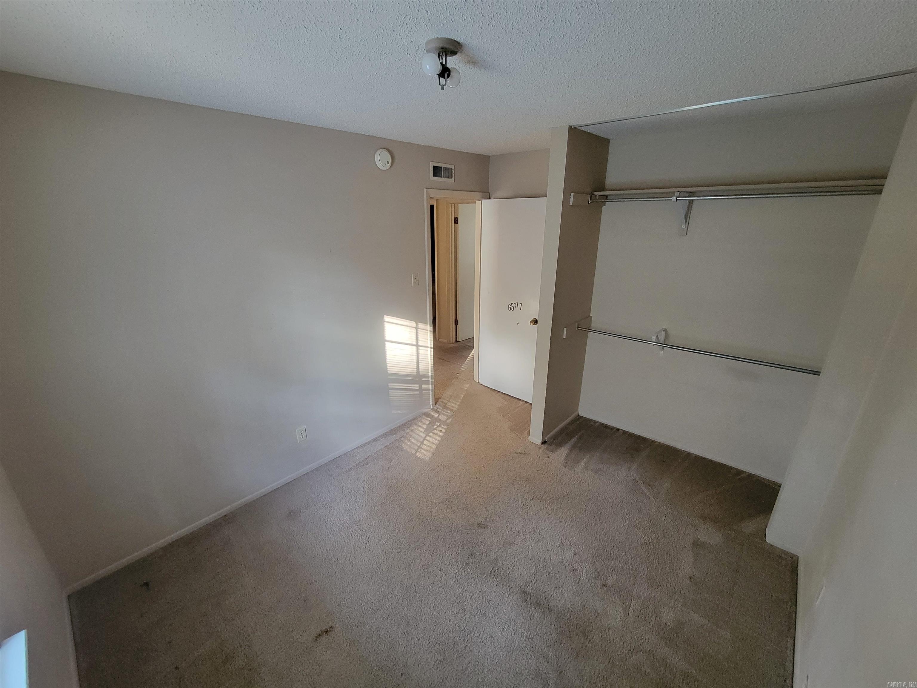 SOUTH BRIARFIELD - Residential