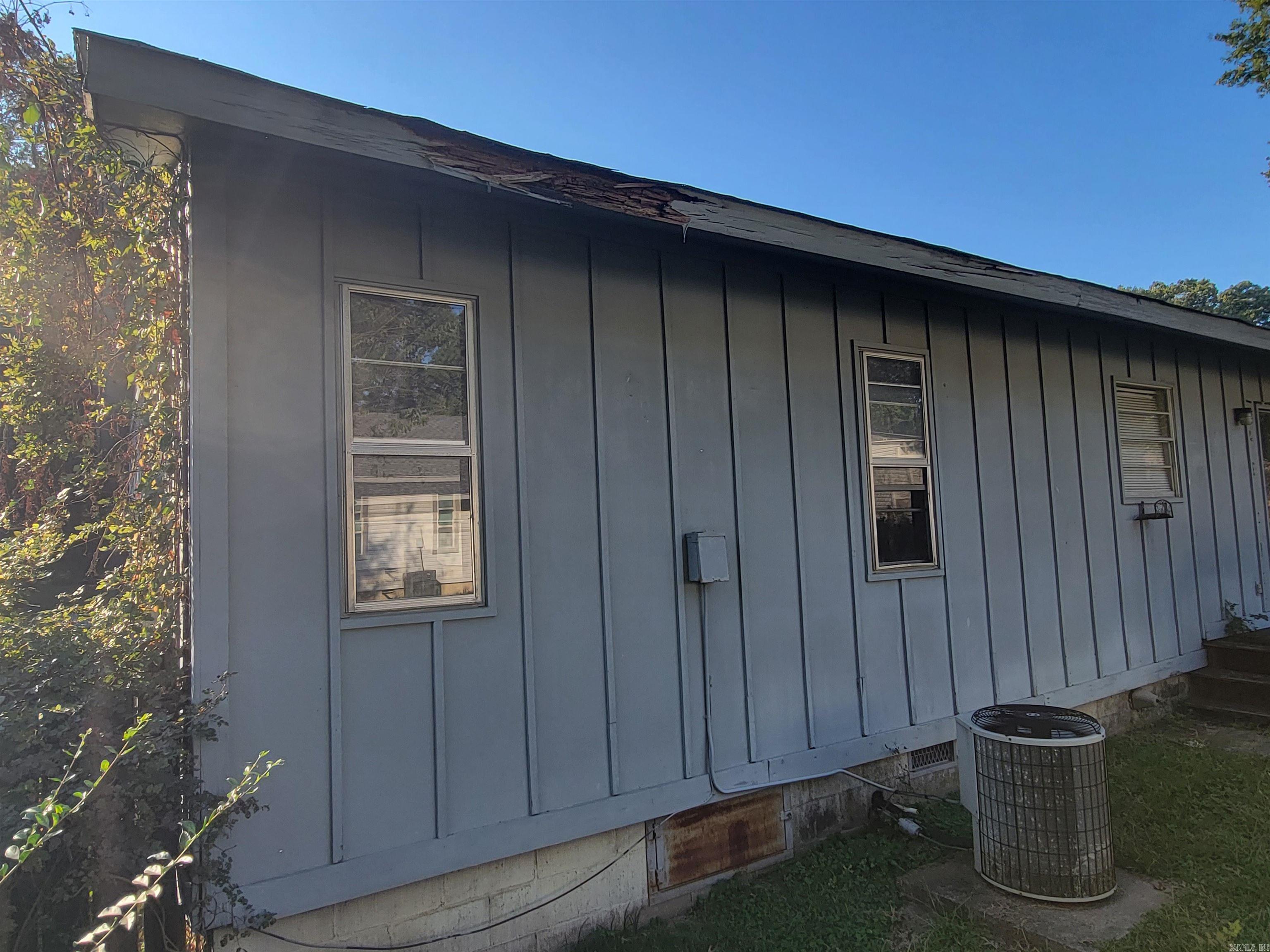 SOUTH BRIARFIELD - Residential