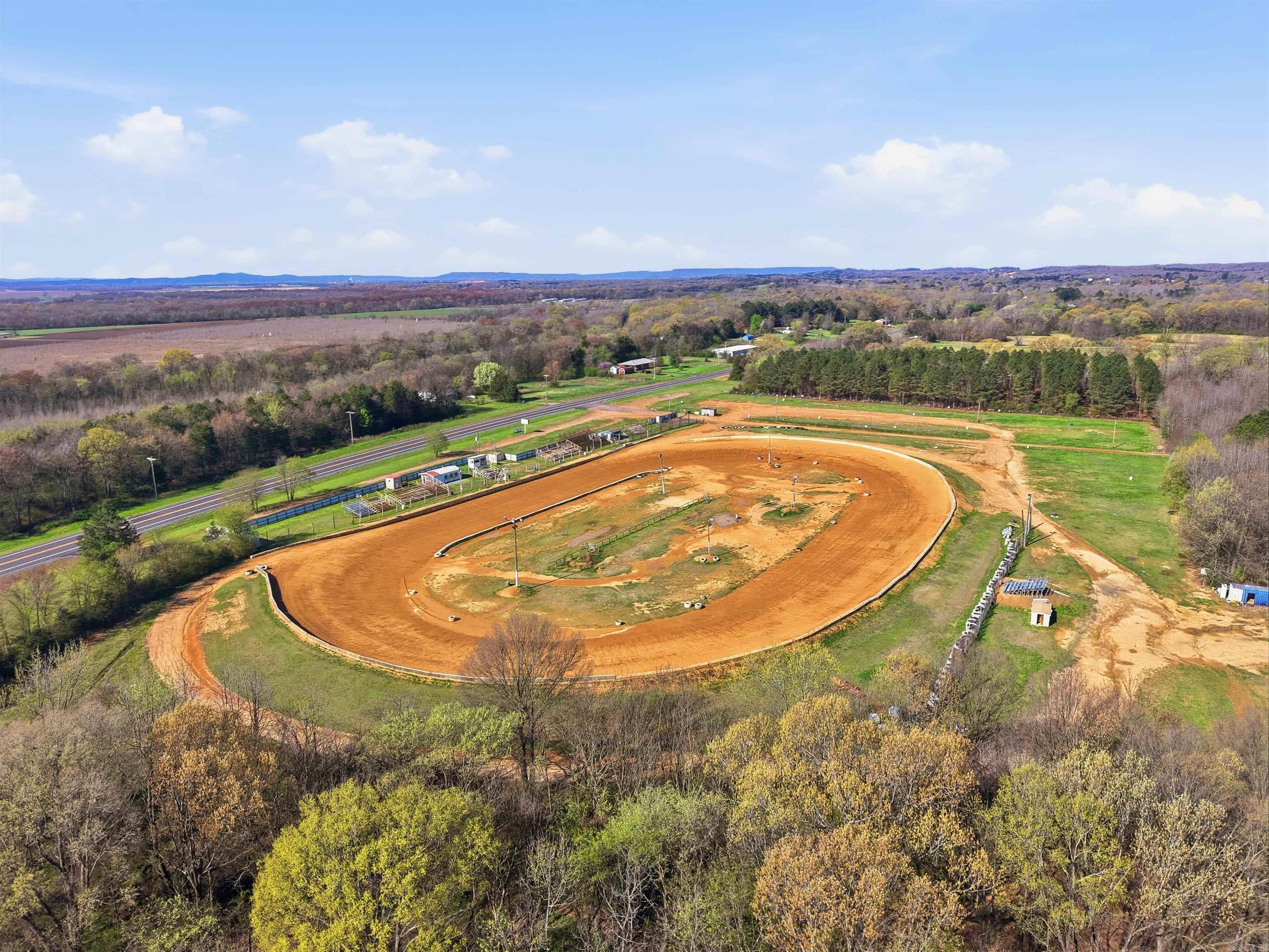 Metes & Bounds - Land