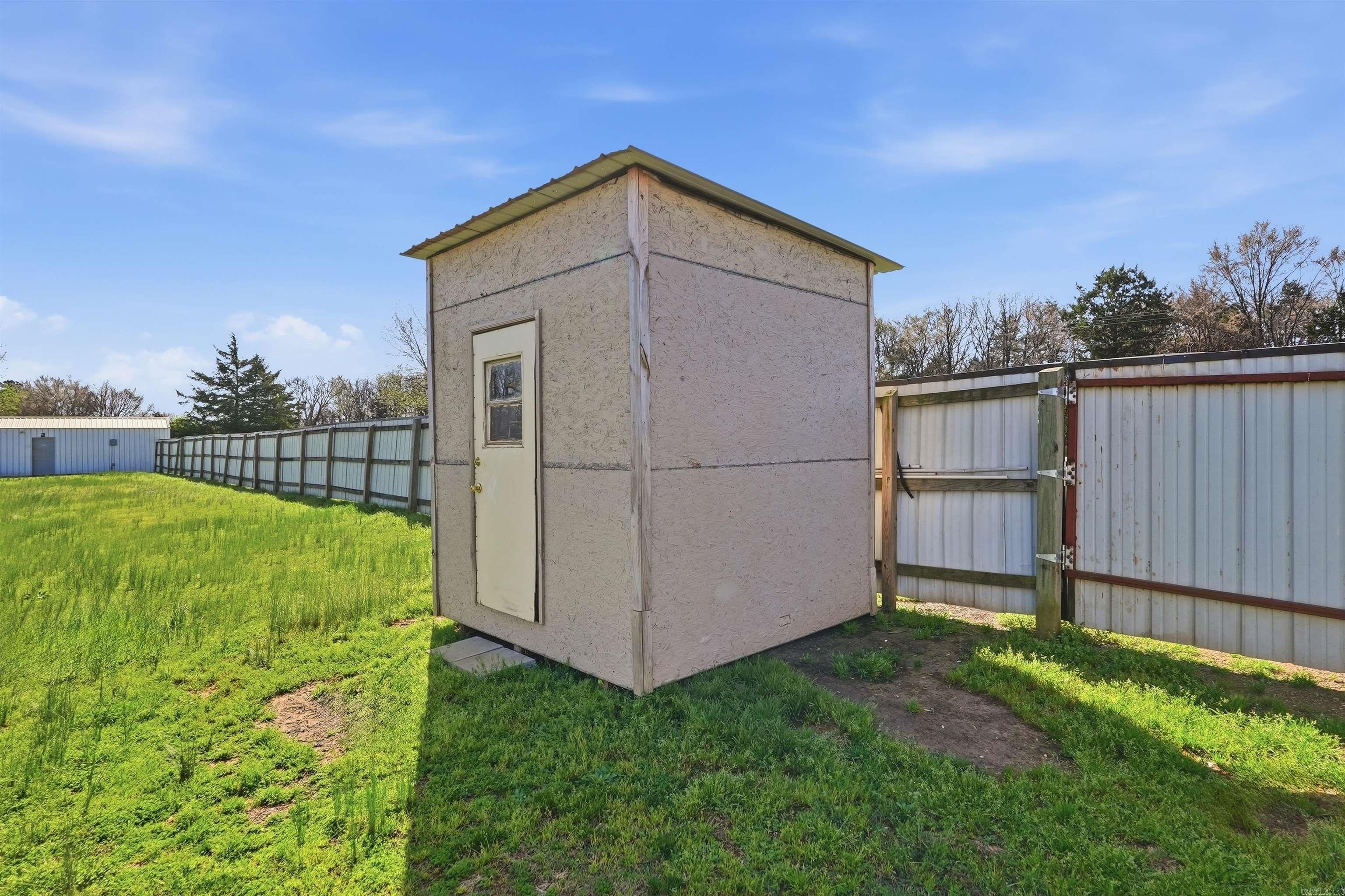 Metes & Bounds - Land