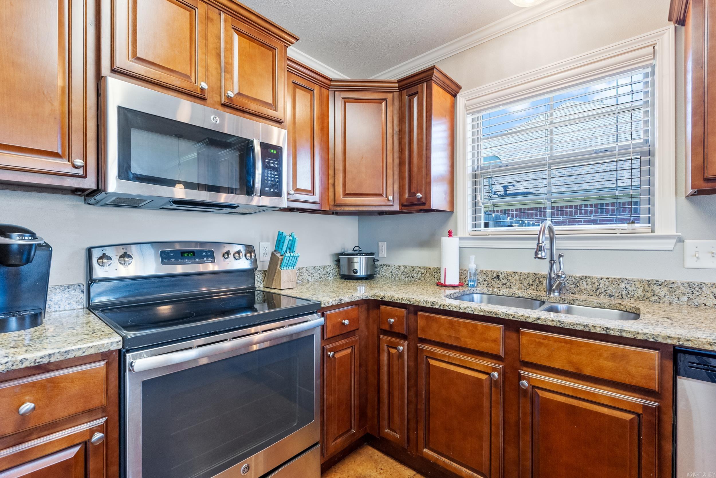 ALLI'S PLACE - Residential