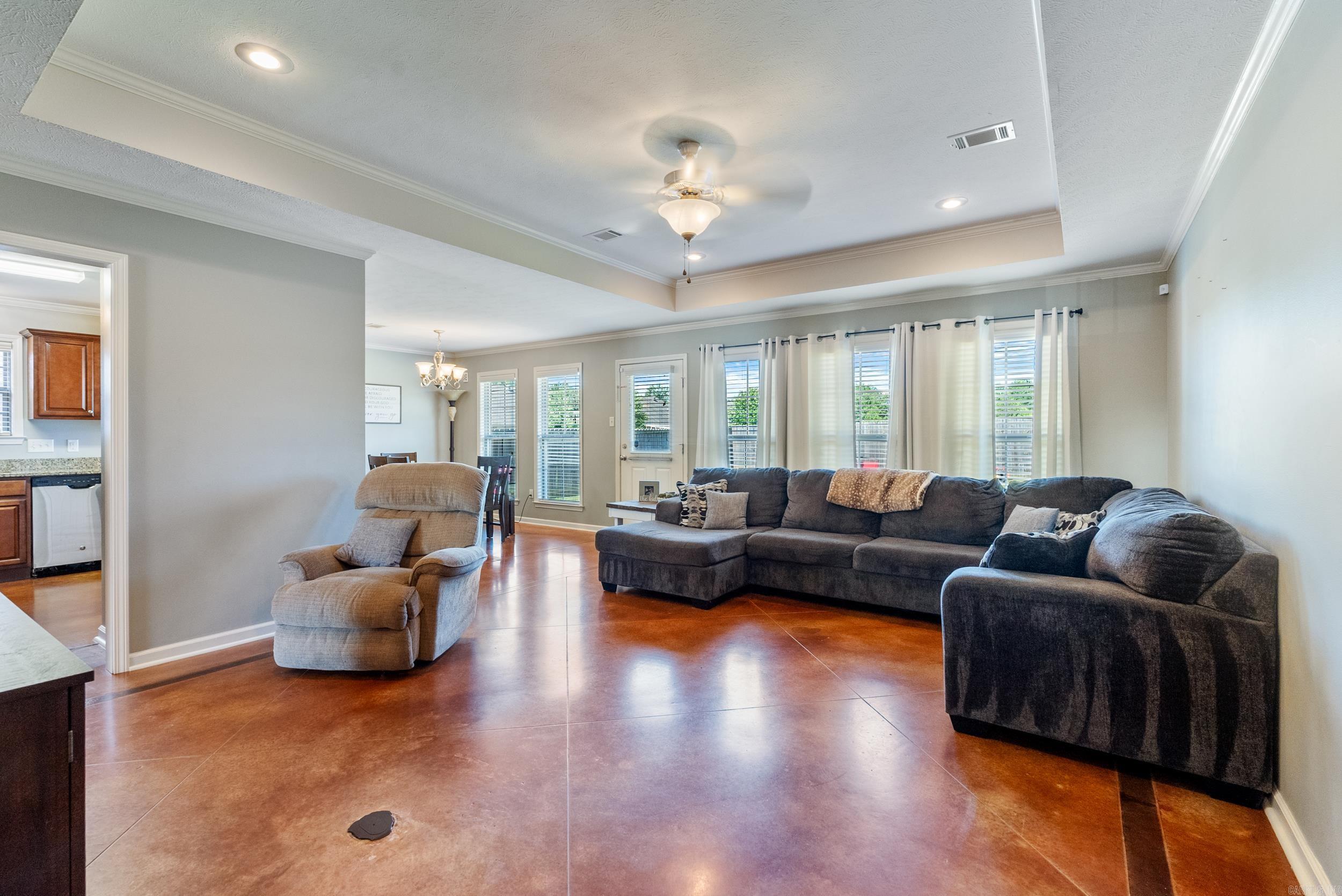 ALLI'S PLACE - Residential