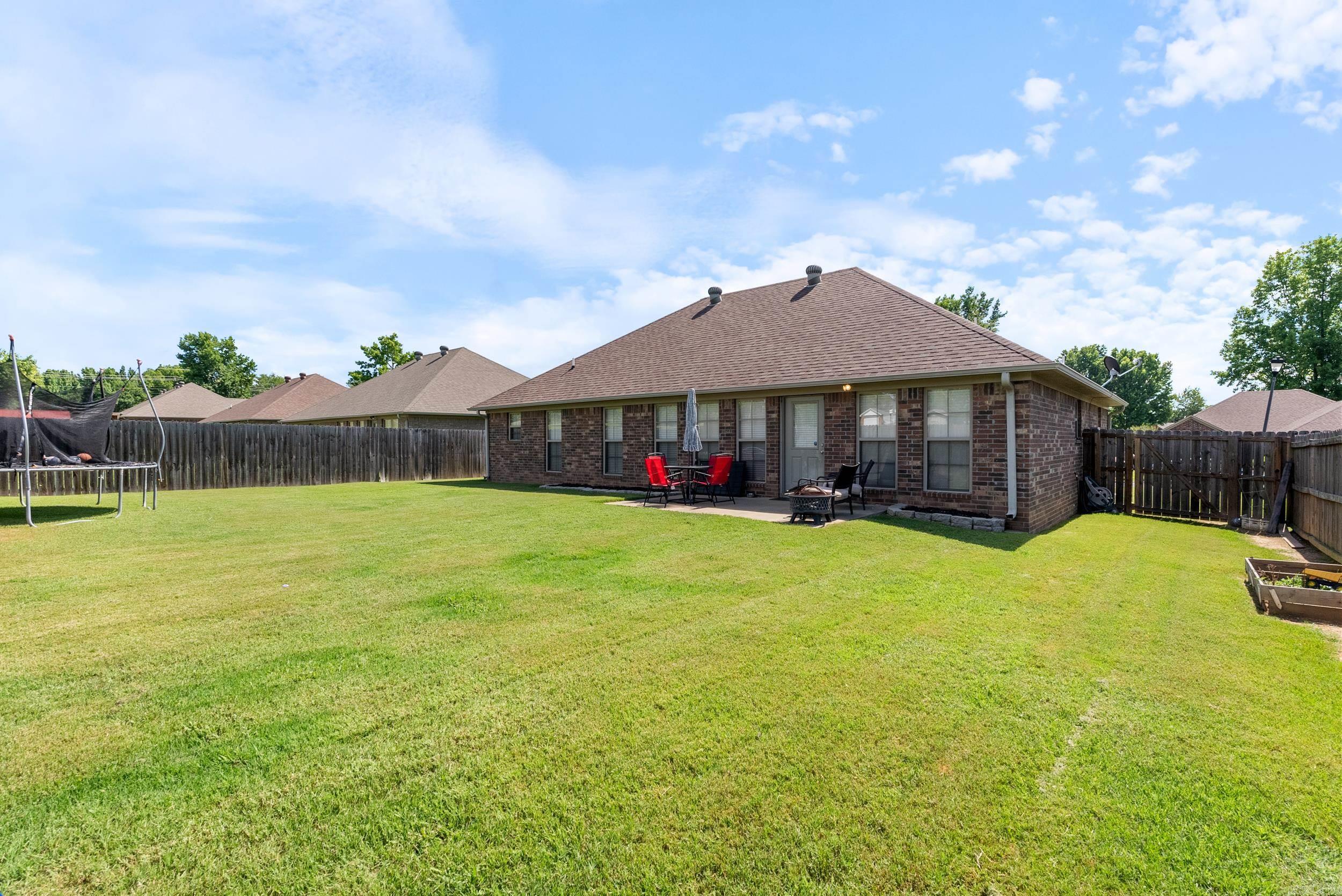 ALLI'S PLACE - Residential