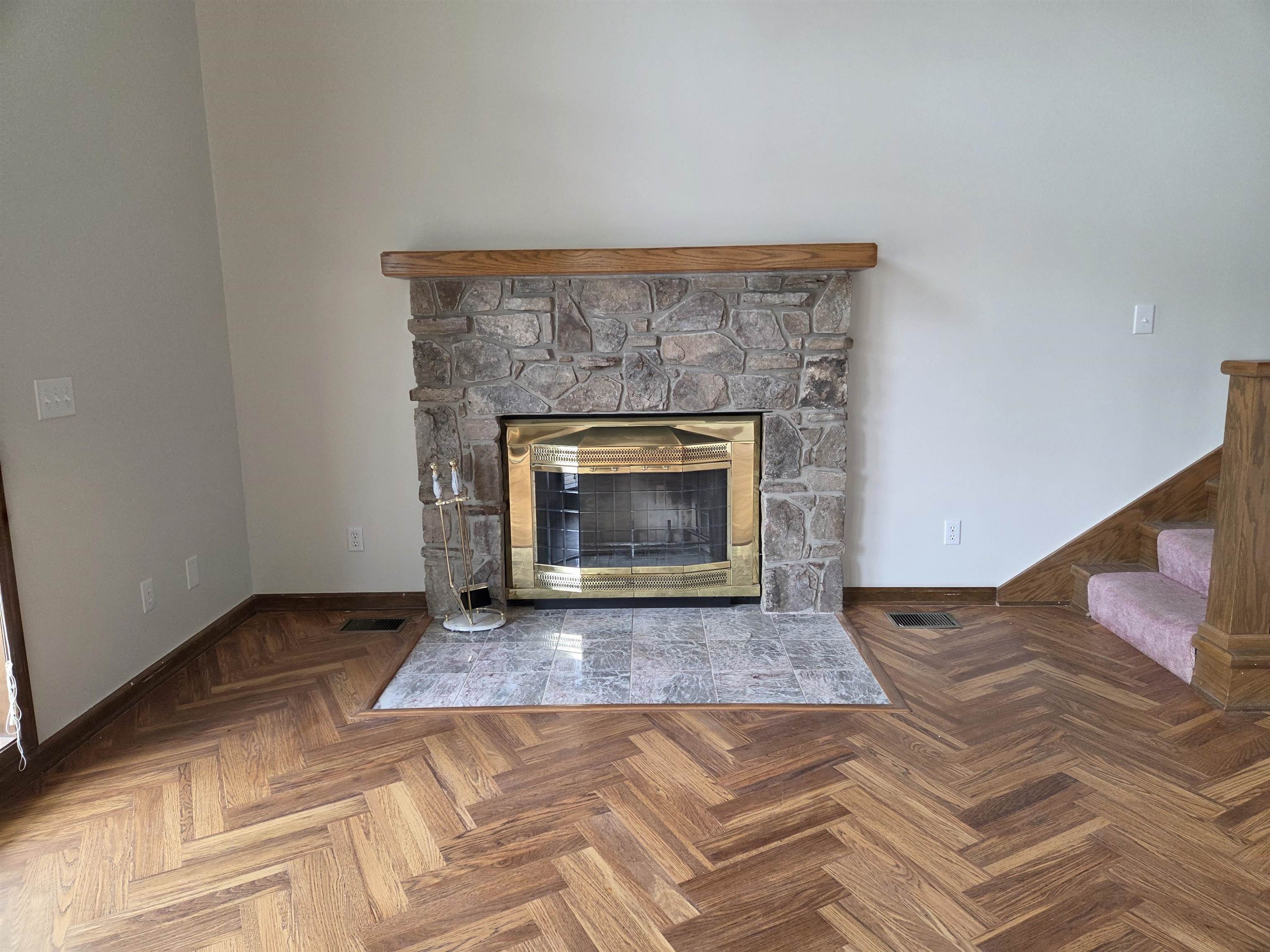 CREE FIRST - Residential