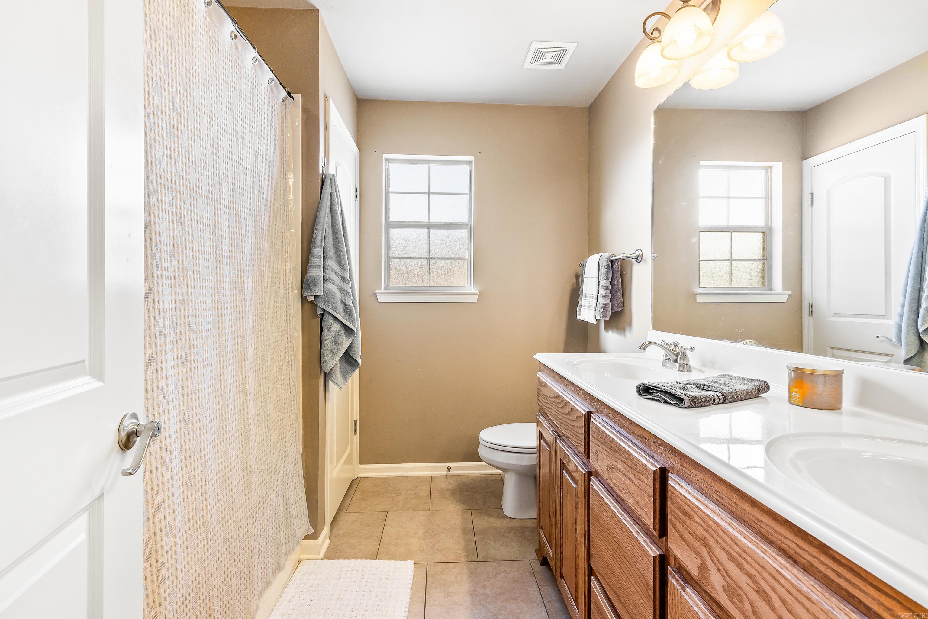 MADISON VILLAGE - Residential