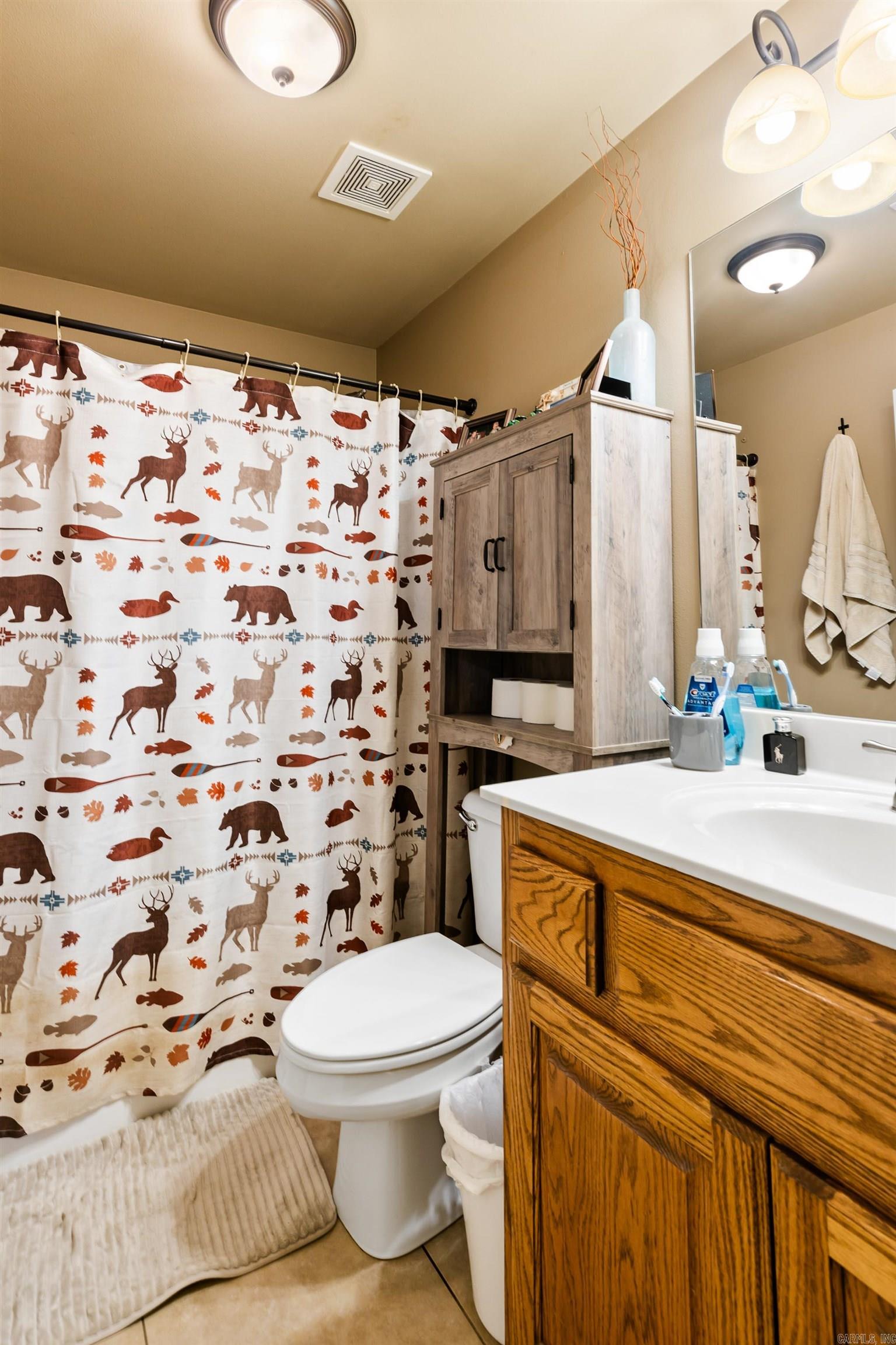 MADISON VILLAGE - Residential