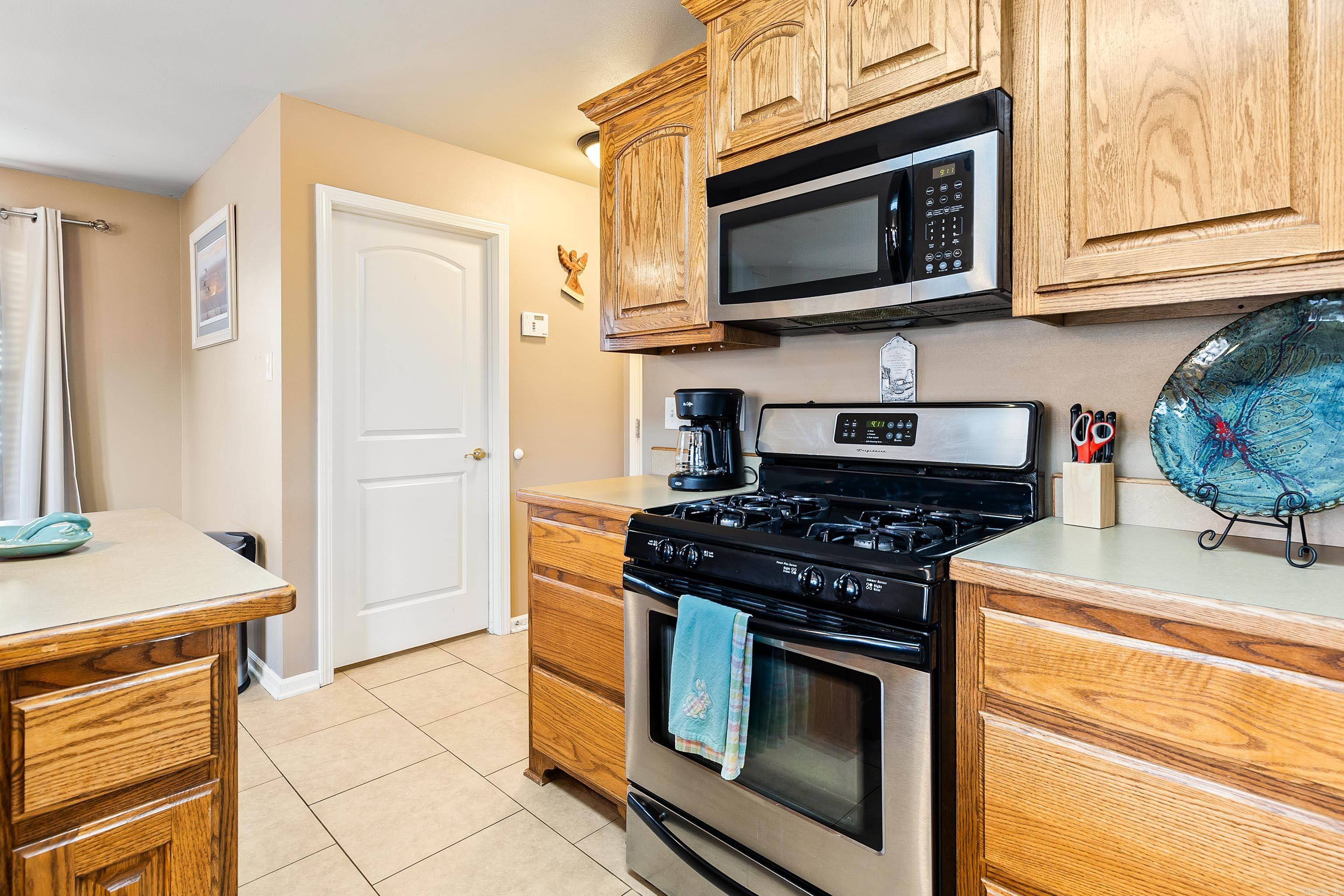 MADISON VILLAGE - Residential