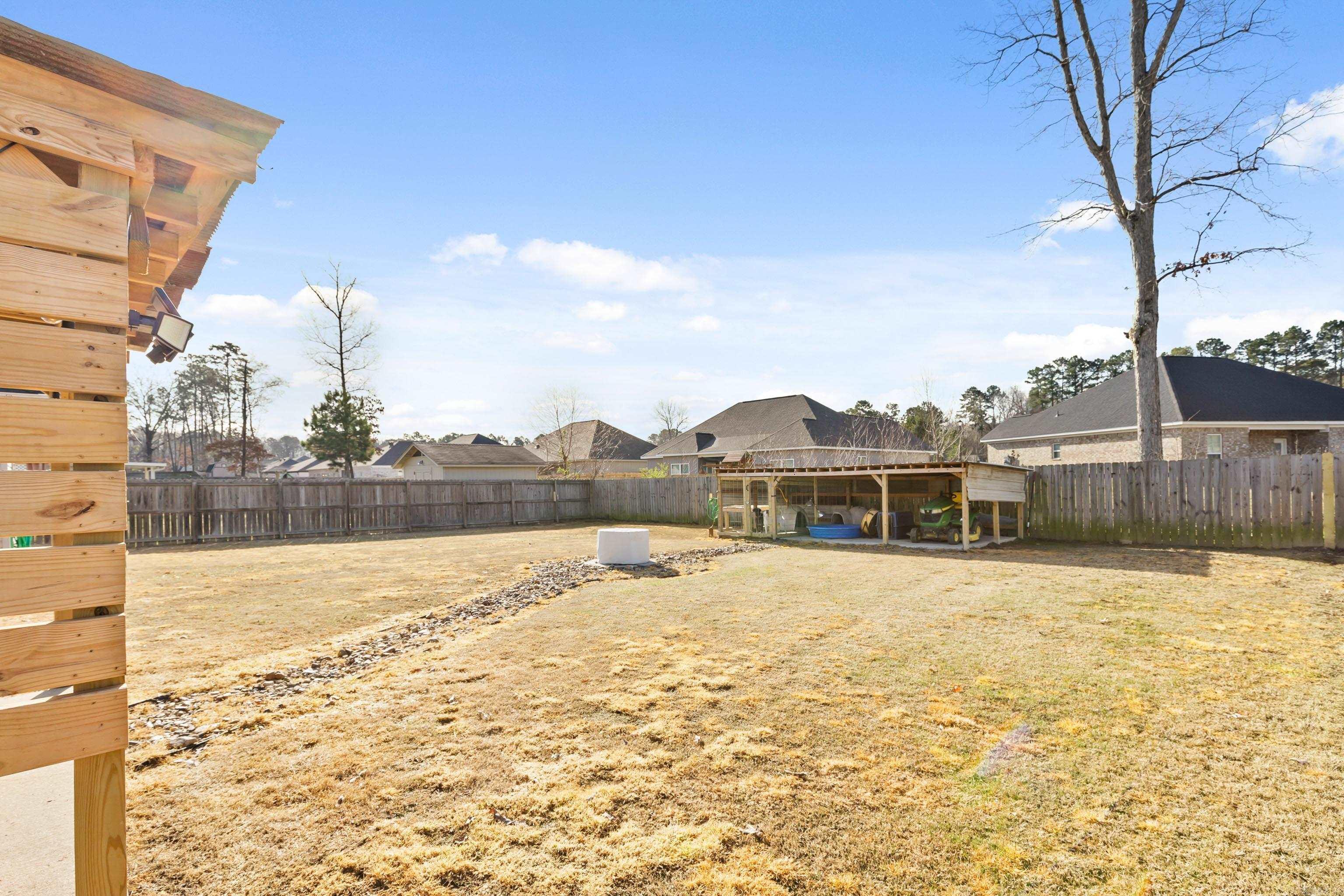 MADISON VILLAGE - Residential