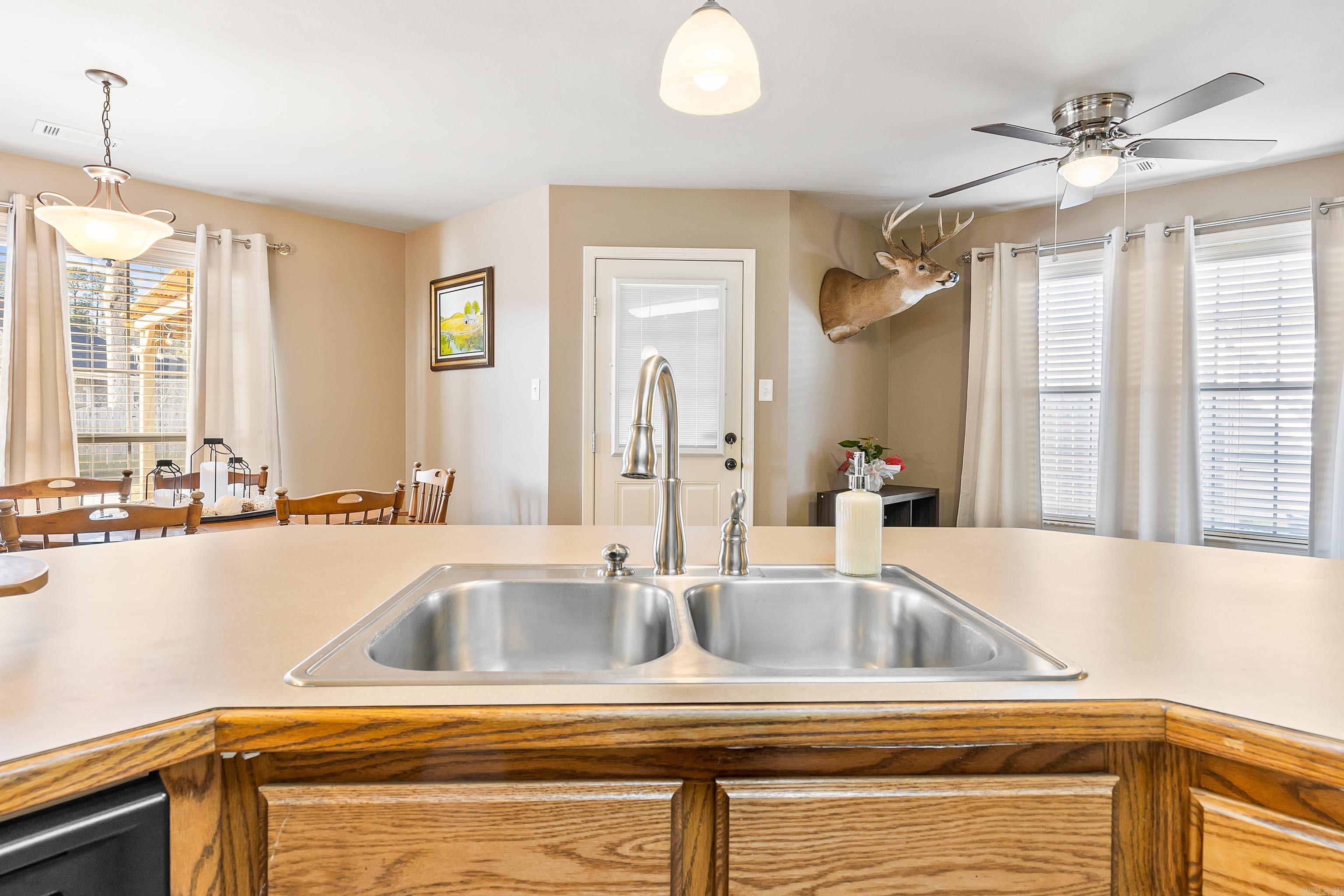 MADISON VILLAGE - Residential