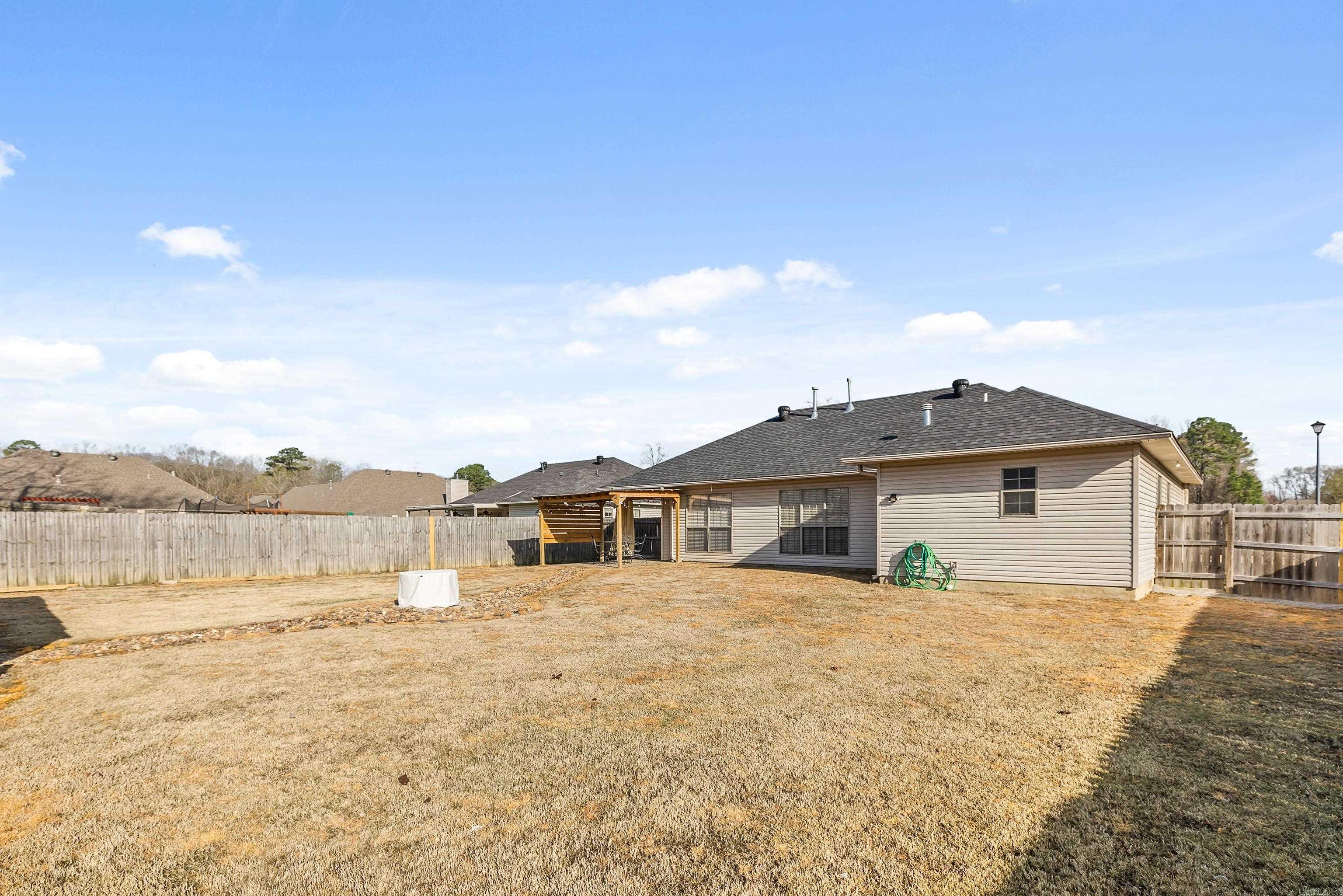 MADISON VILLAGE - Residential