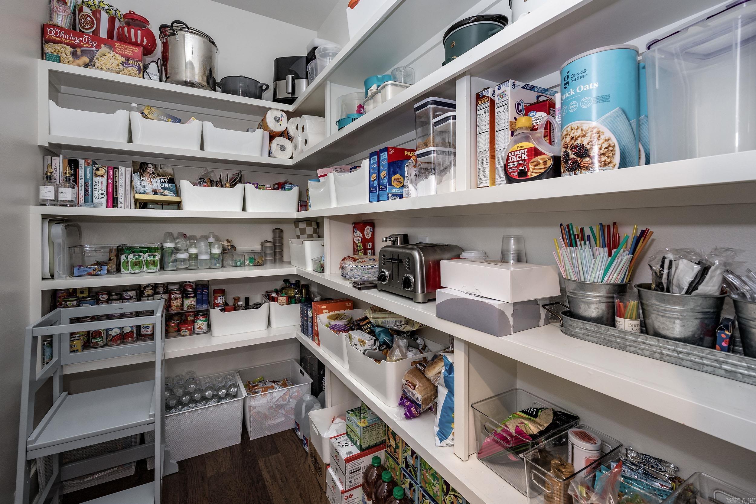 CHENAL VALLEY EPERNAY PLACE - Residential