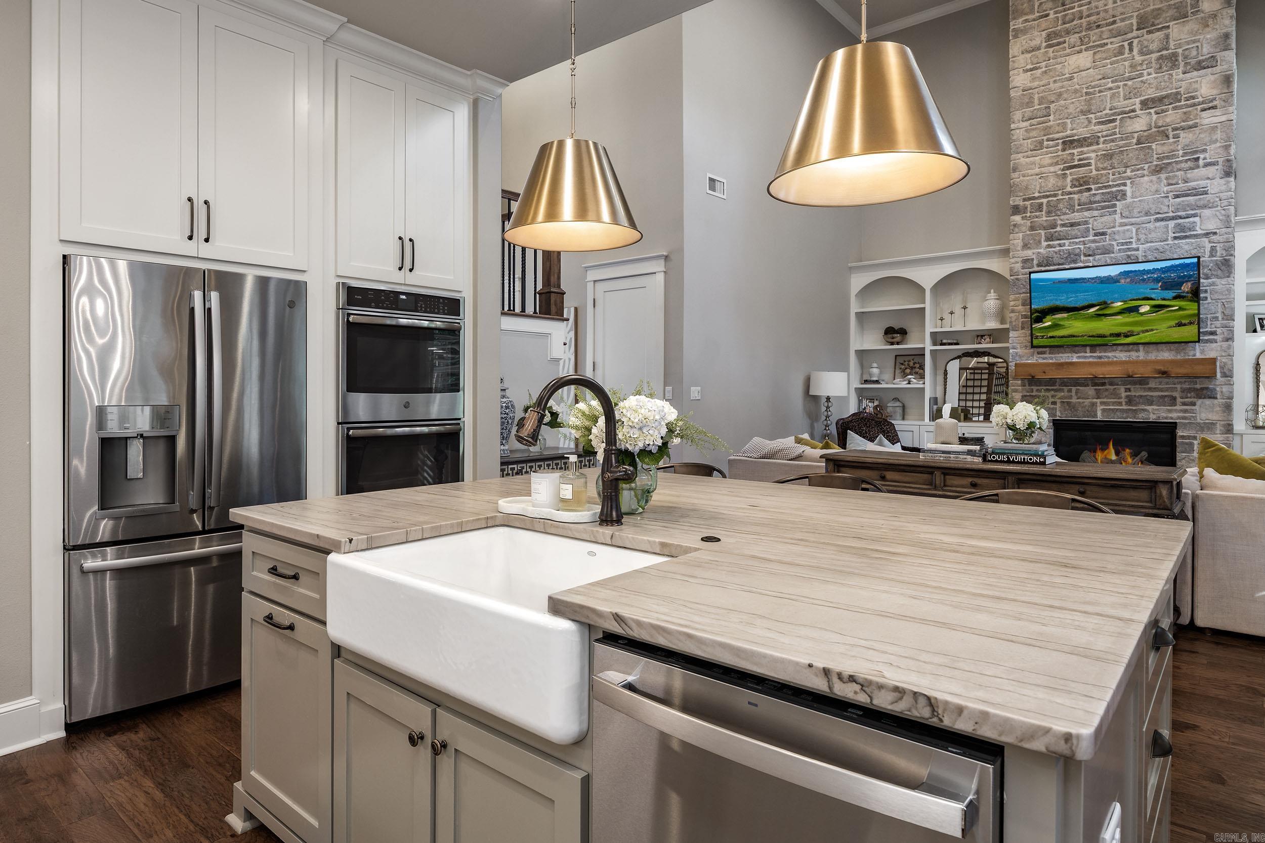 CHENAL VALLEY EPERNAY PLACE - Residential