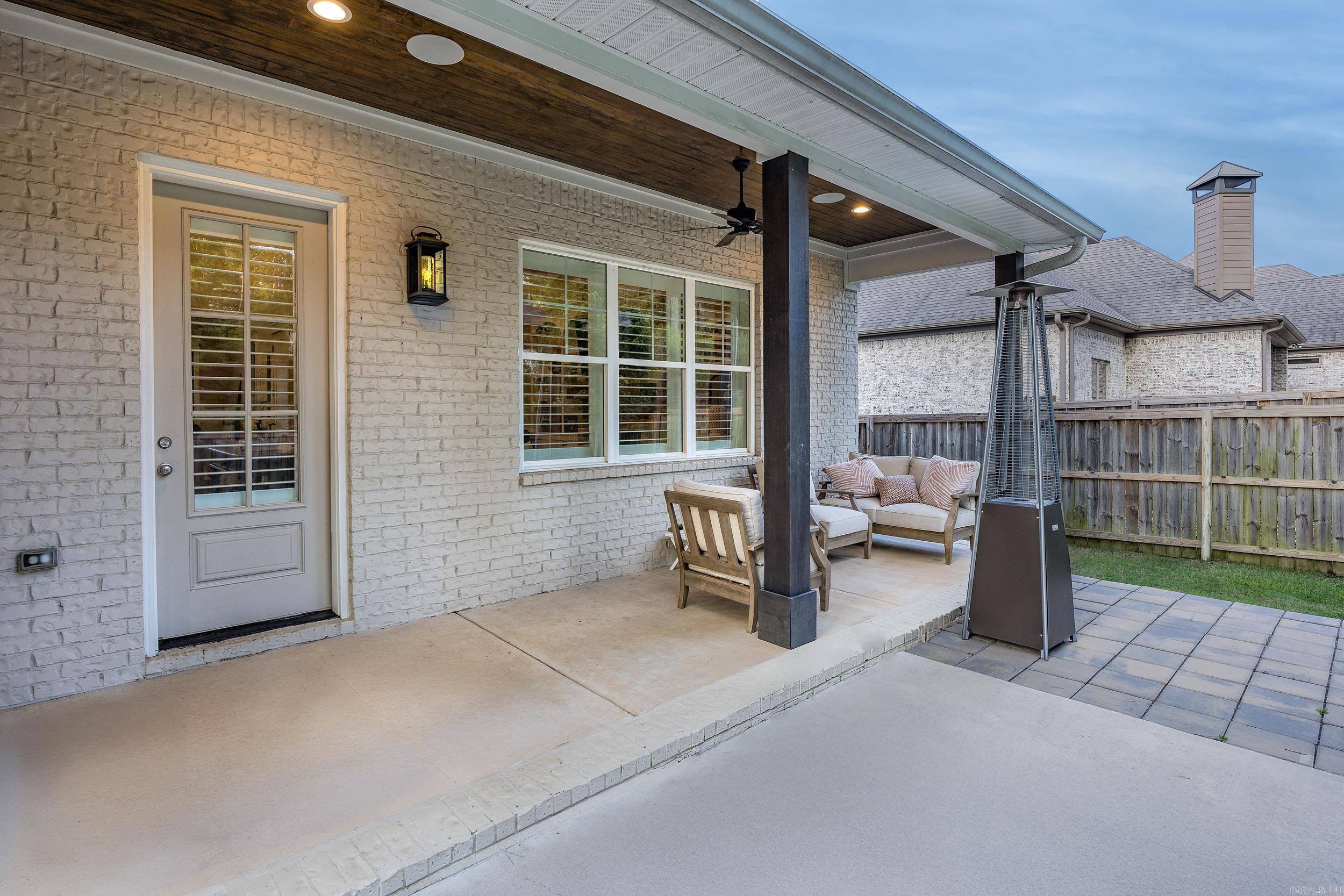 CHENAL VALLEY EPERNAY PLACE - Residential