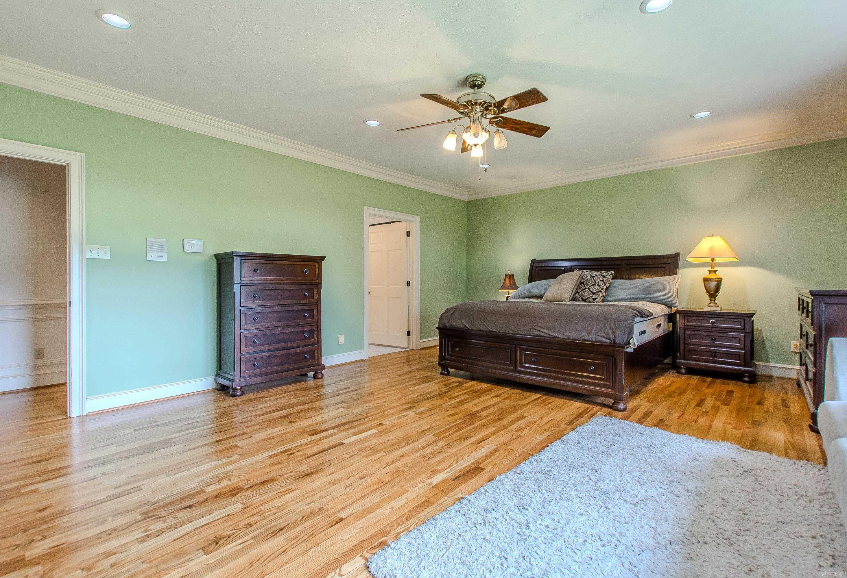 MAUMELLE CLUB MANOR TO CRYSTAL - Residential