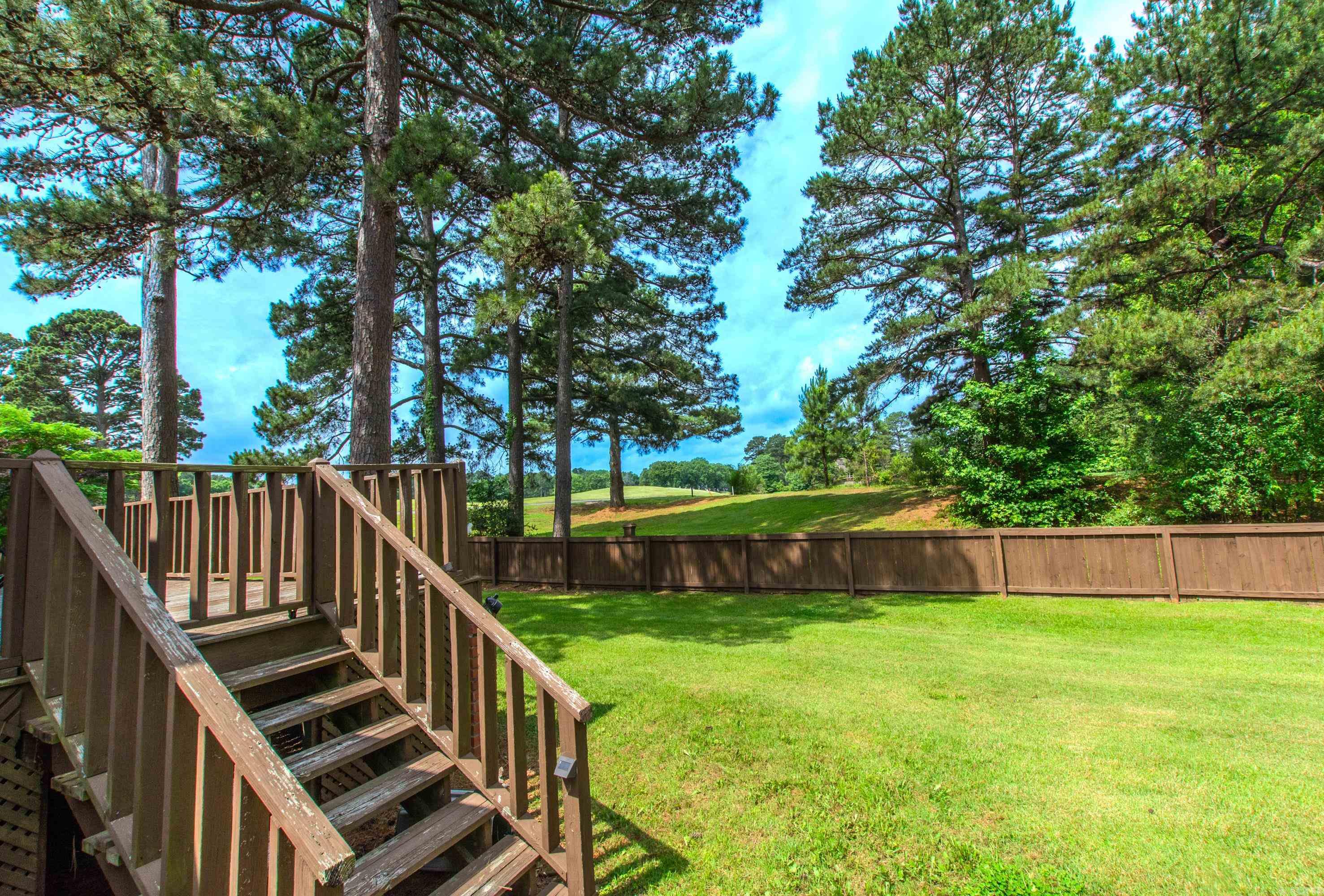 MAUMELLE CLUB MANOR TO CRYSTAL - Residential