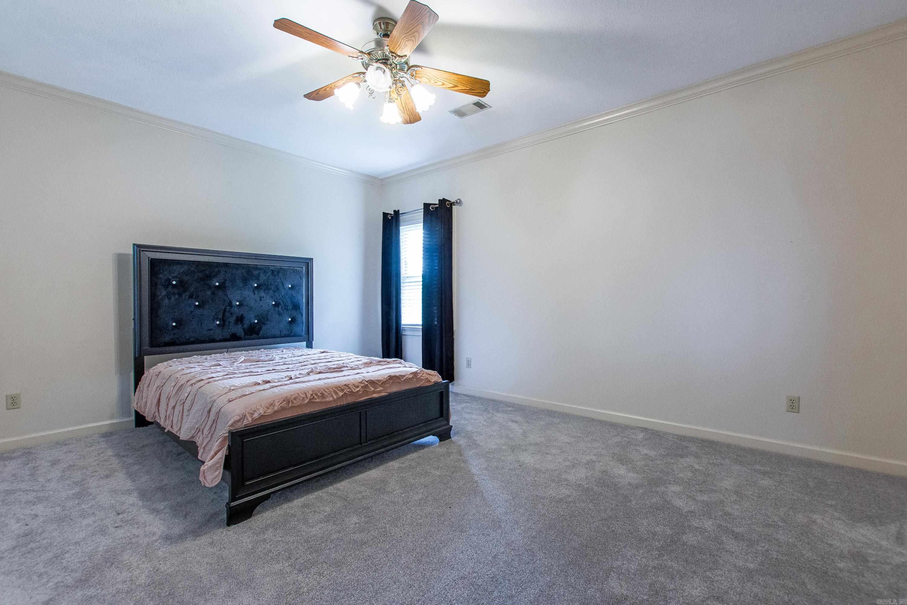 MAUMELLE CLUB MANOR TO CRYSTAL - Residential