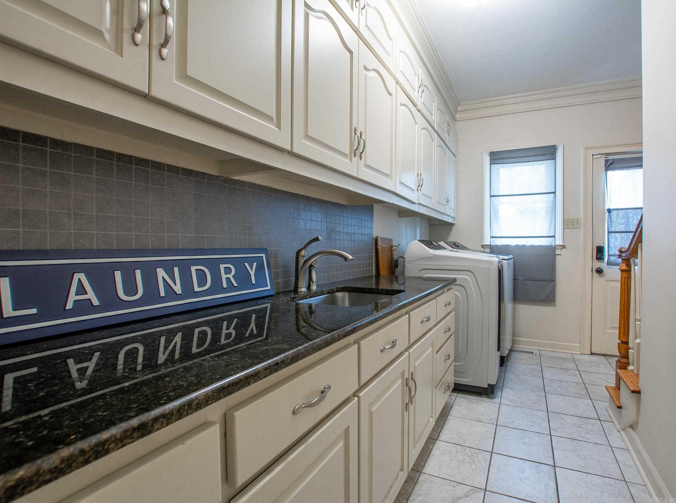 MAUMELLE CLUB MANOR TO CRYSTAL - Residential