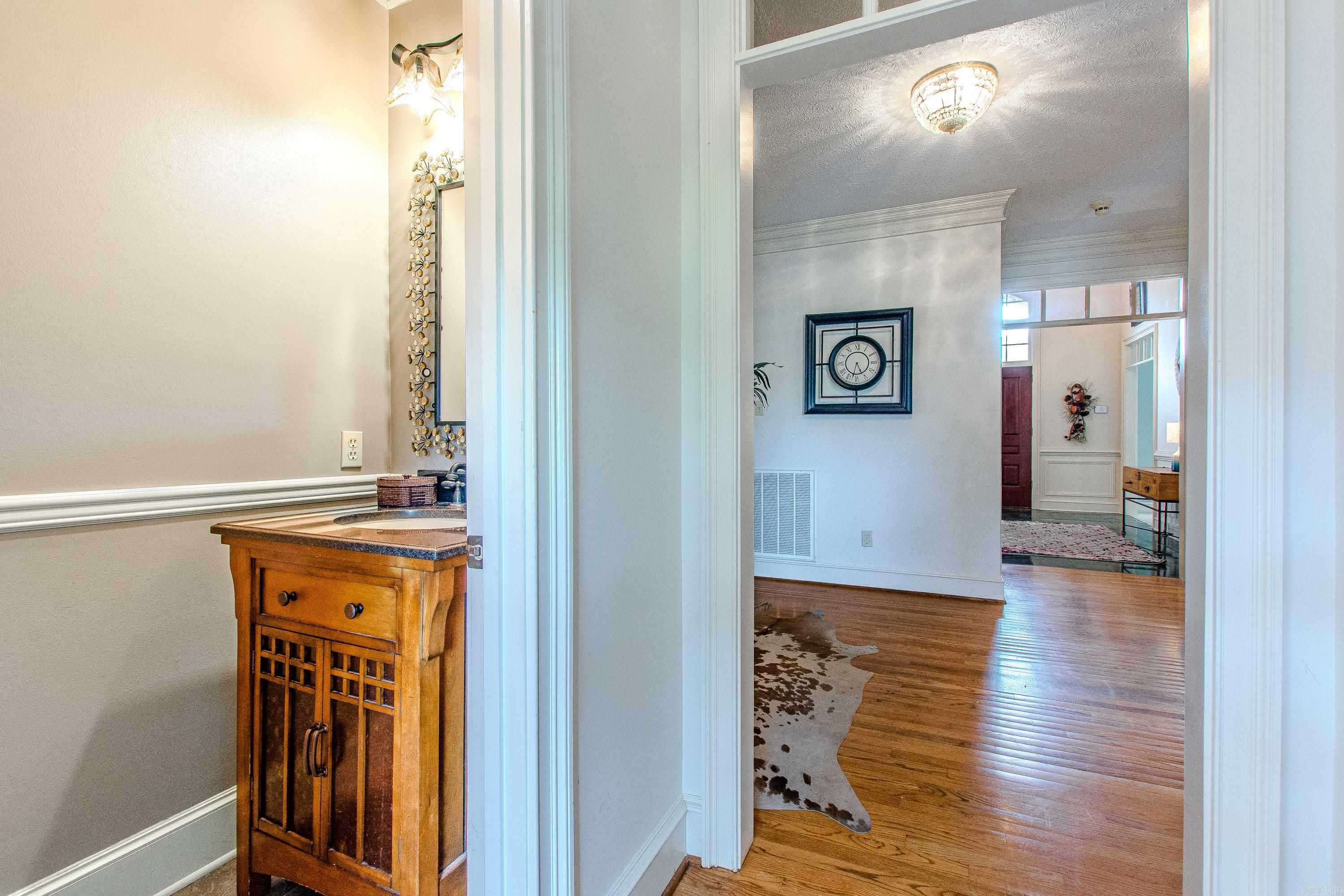 MAUMELLE CLUB MANOR TO CRYSTAL - Residential