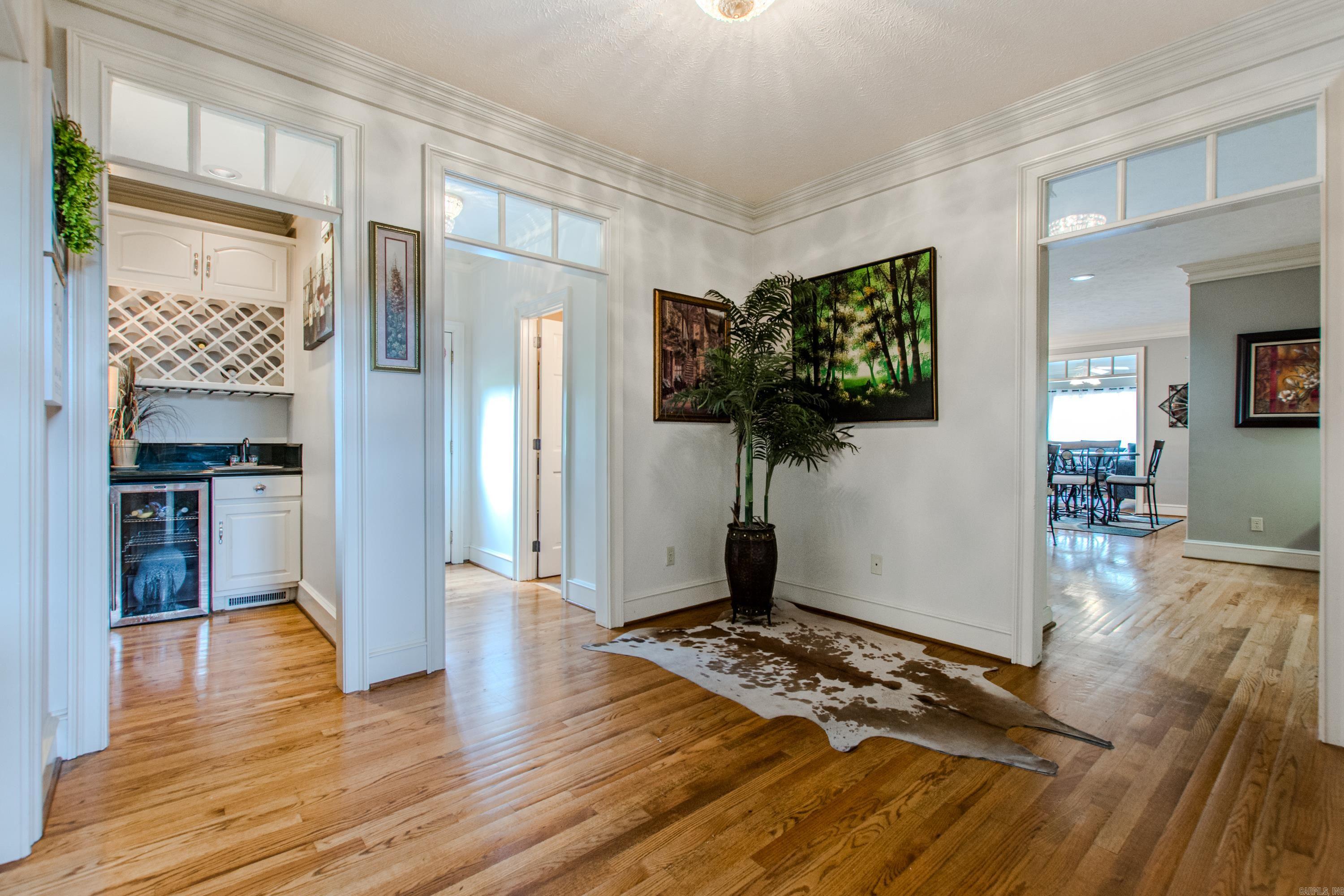 MAUMELLE CLUB MANOR TO CRYSTAL - Residential