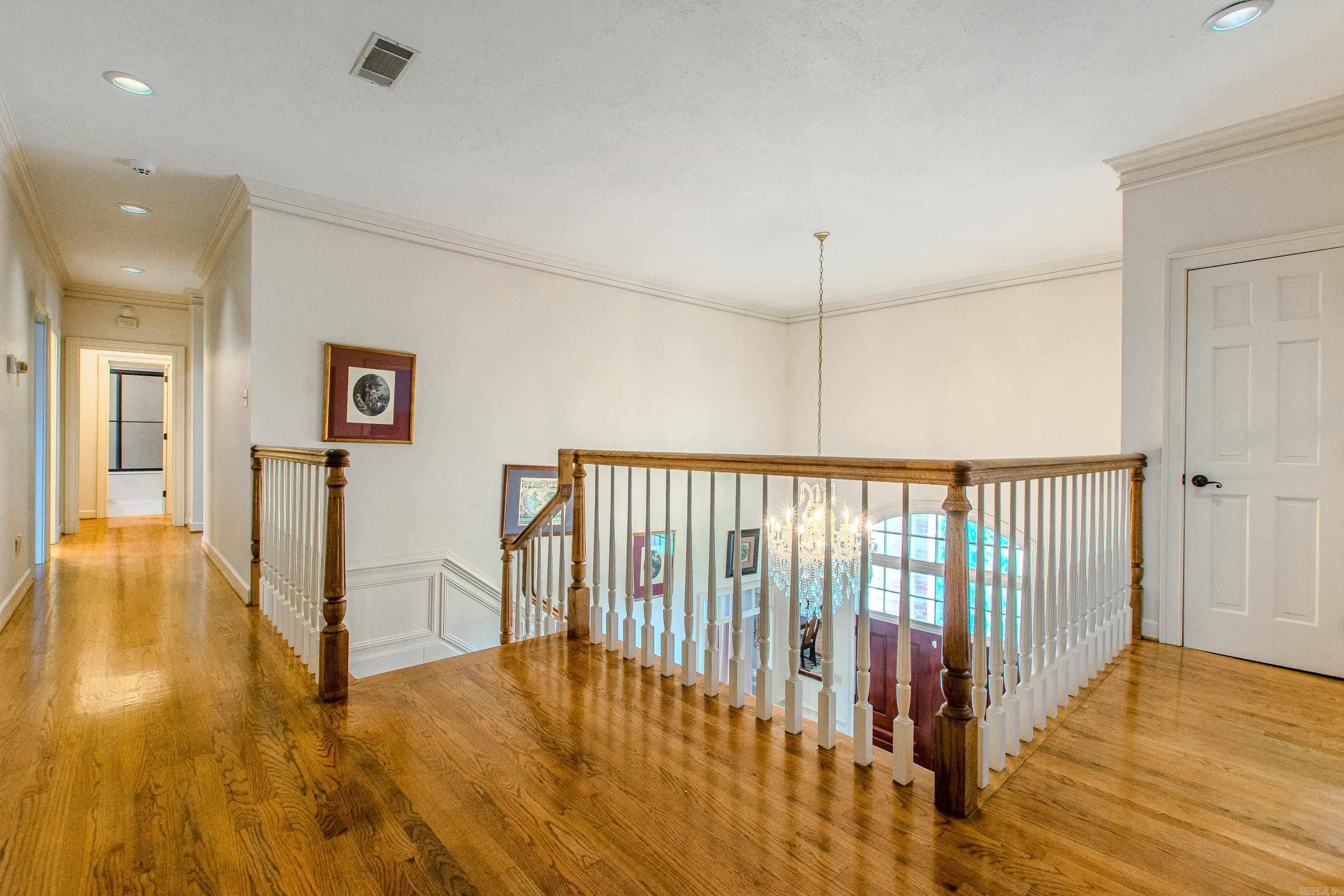 MAUMELLE CLUB MANOR TO CRYSTAL - Residential