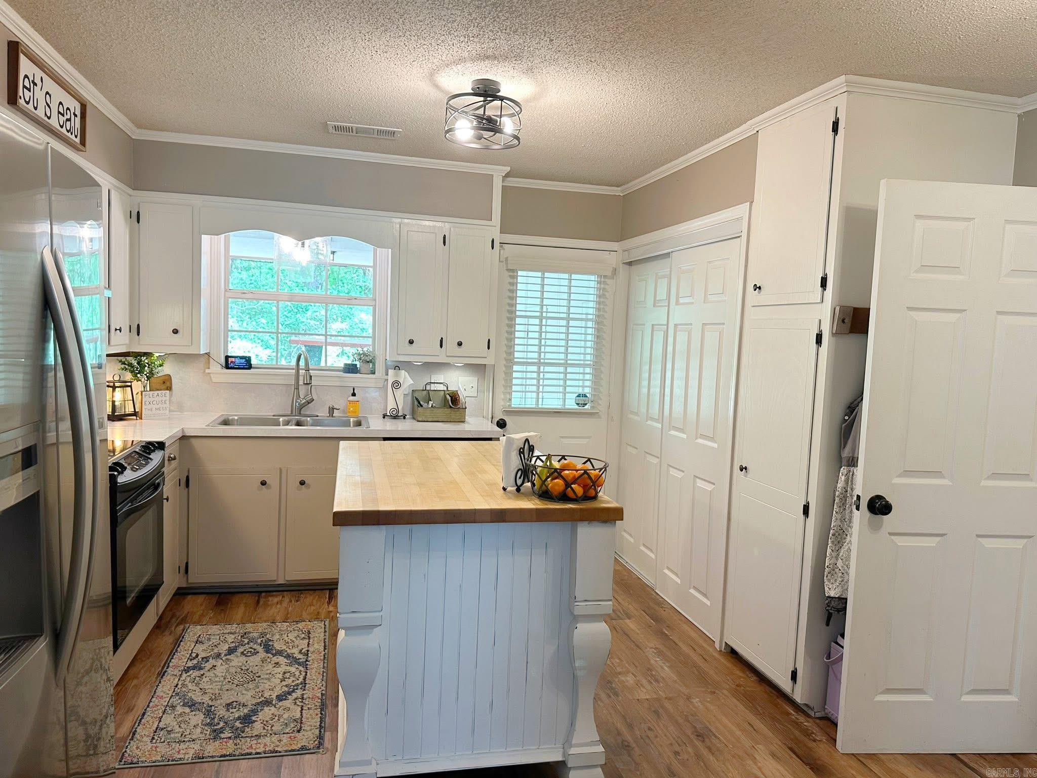 Pine Hills - Residential