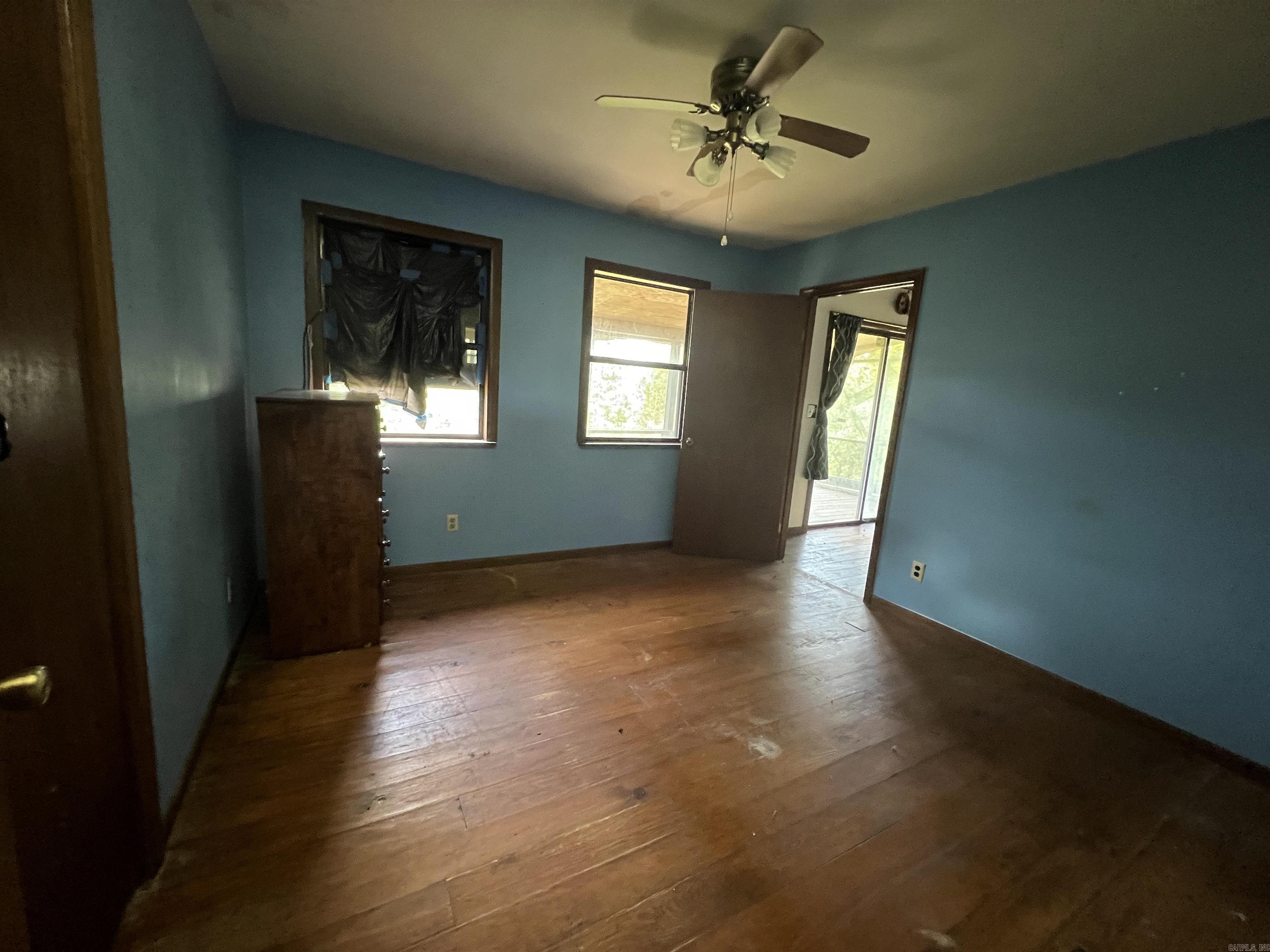 Metes & Bounds - Land