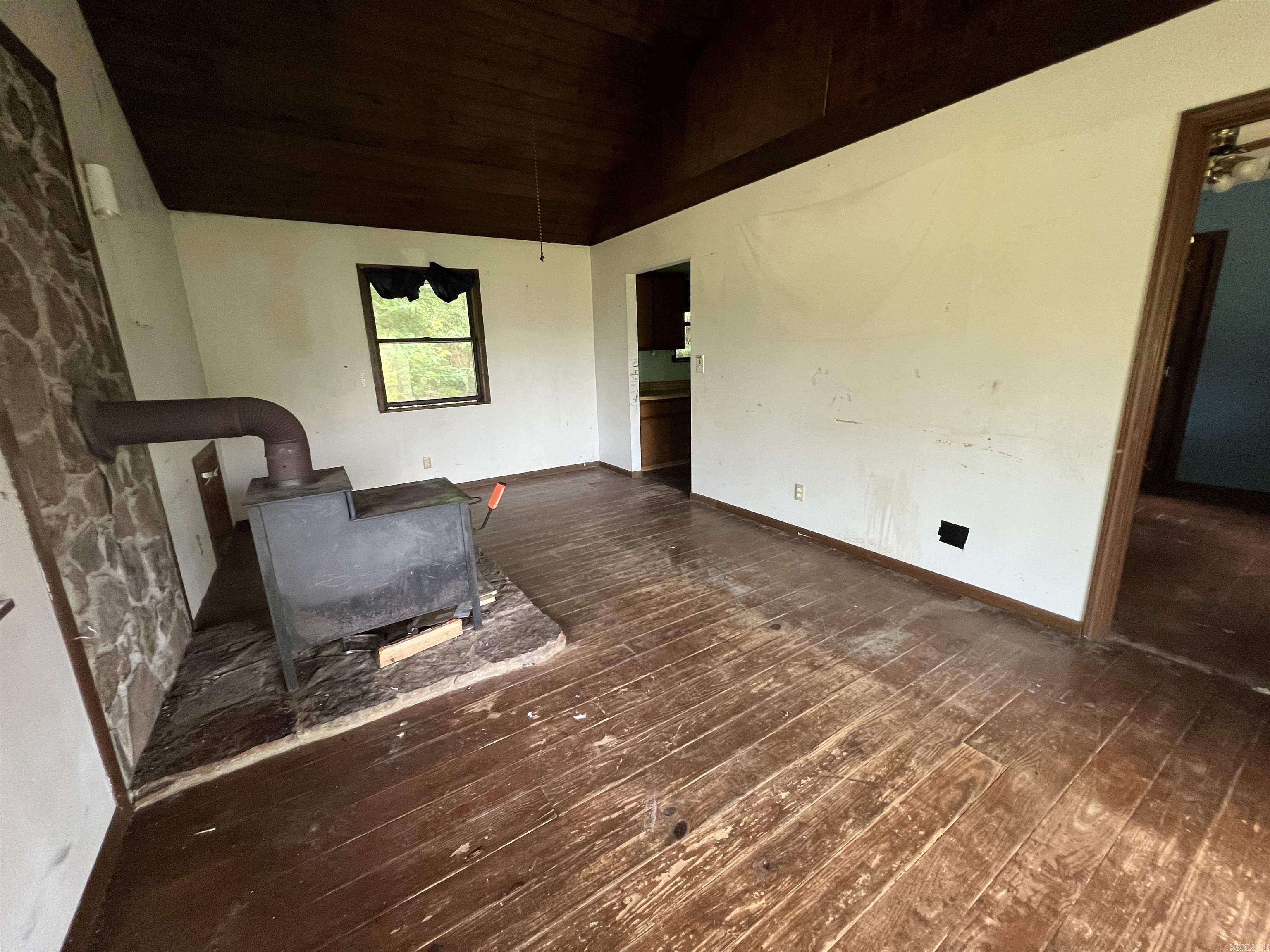 Metes & Bounds - Land