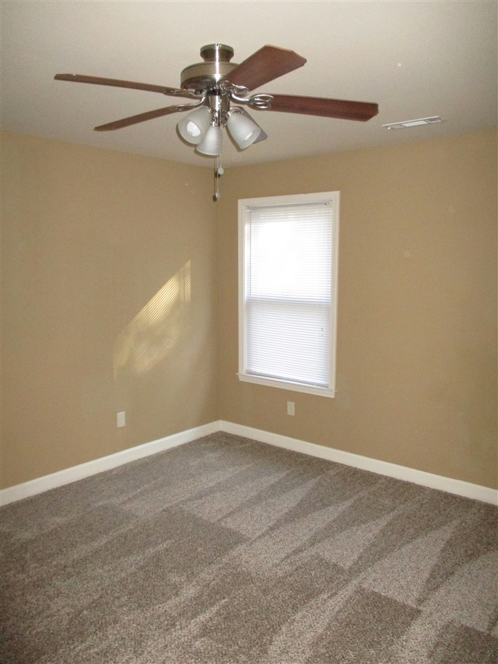 Royal Oaks - Residential Lease