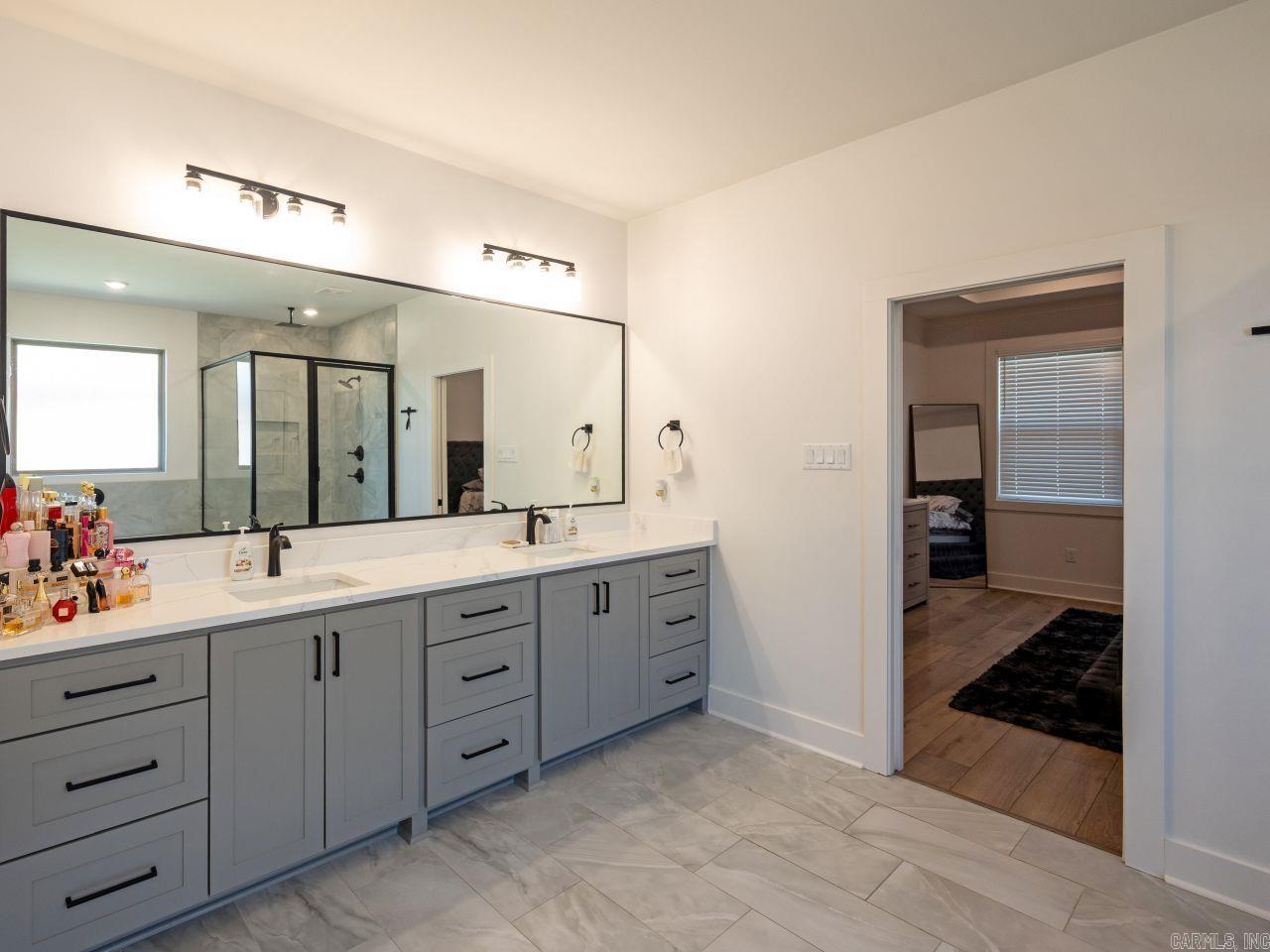 NORTH SHORE @ HURRICANE LAKE EST - Residential