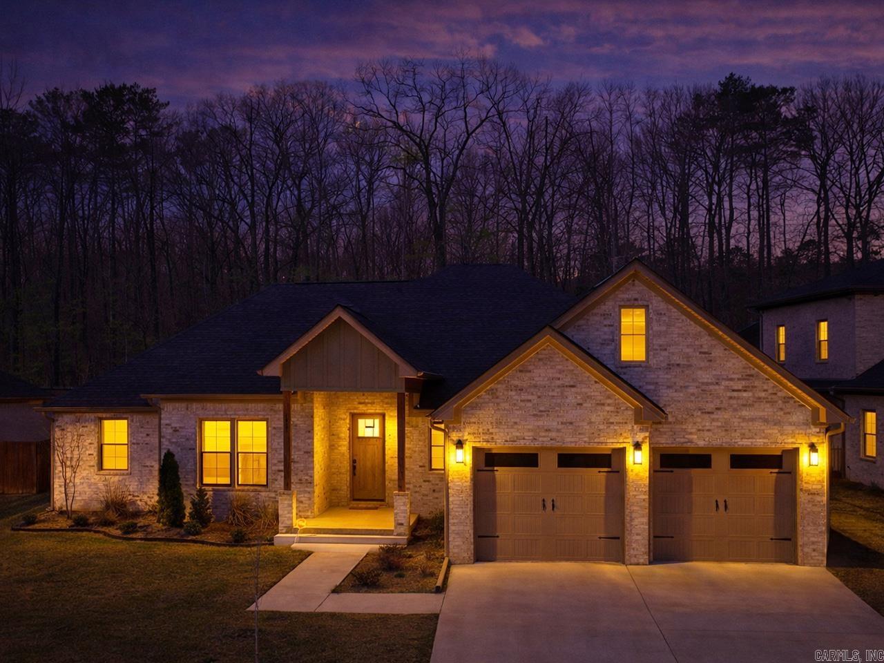 NORTH SHORE @ HURRICANE LAKE EST - Residential