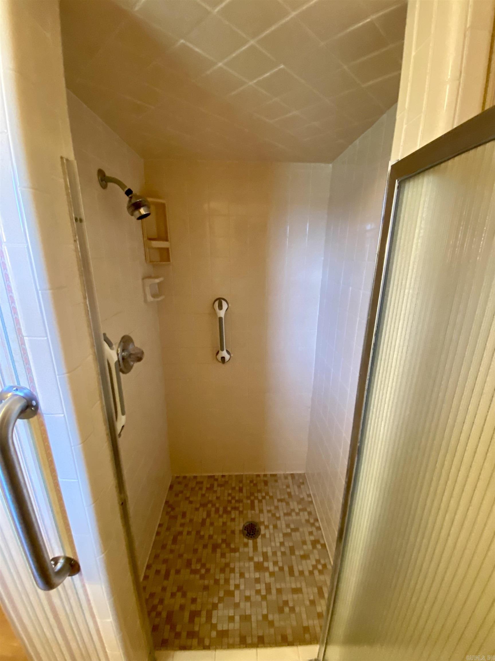 EAST MEADOW - Residential